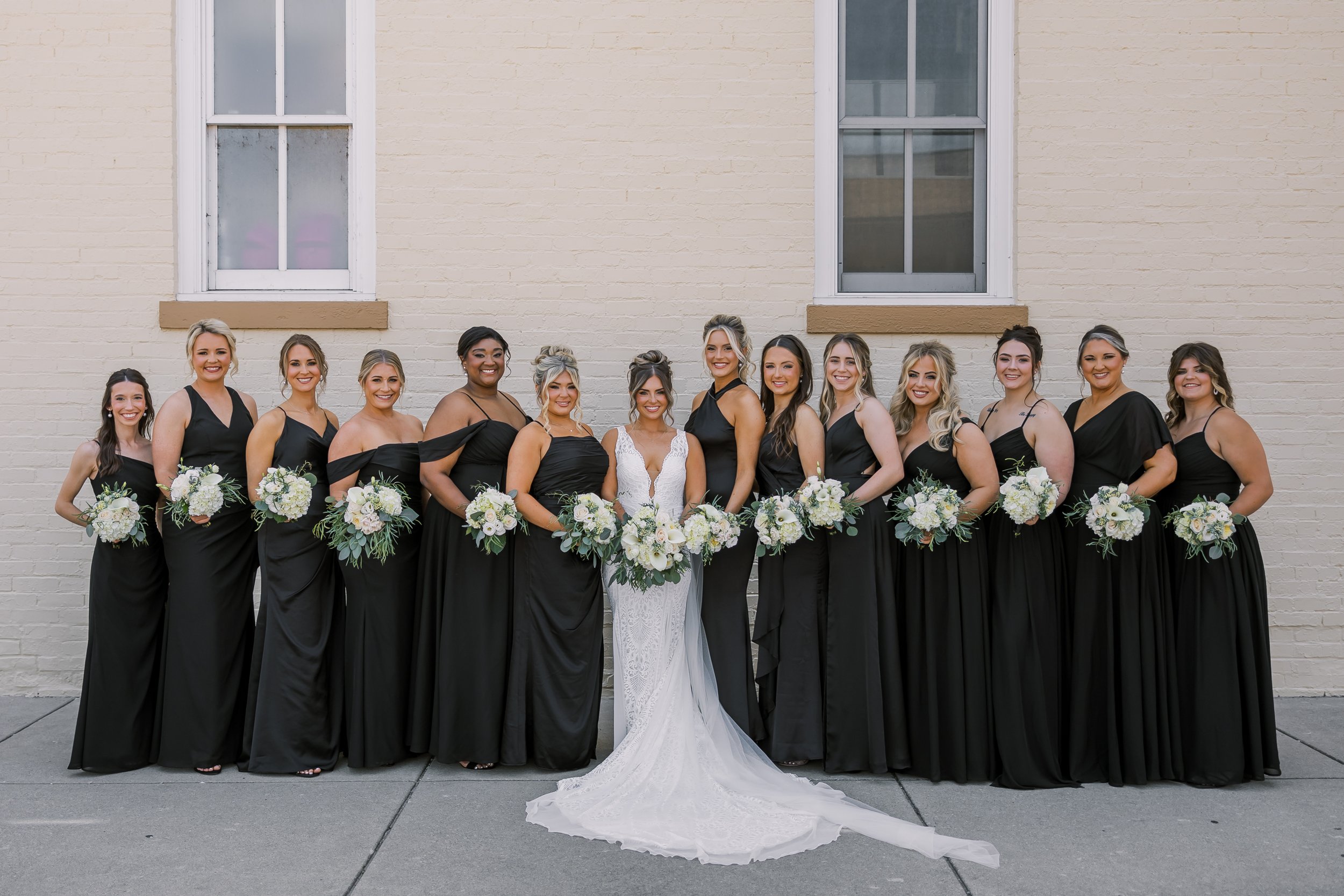 LOUISVILLE WEDDINGN PHOTOGRAPHER