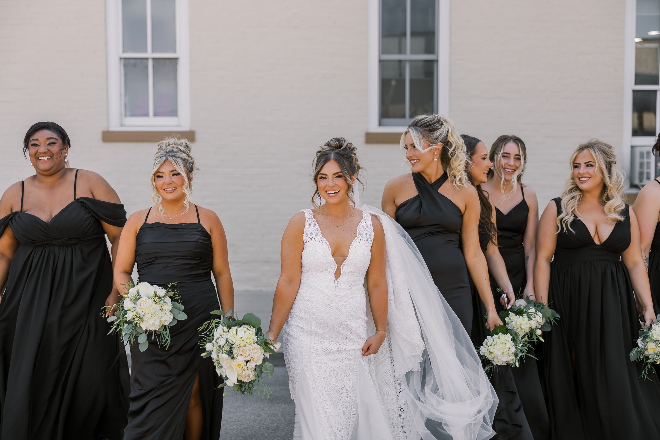 LOUISVILLE WEDDINGN PHOTOGRAPHER