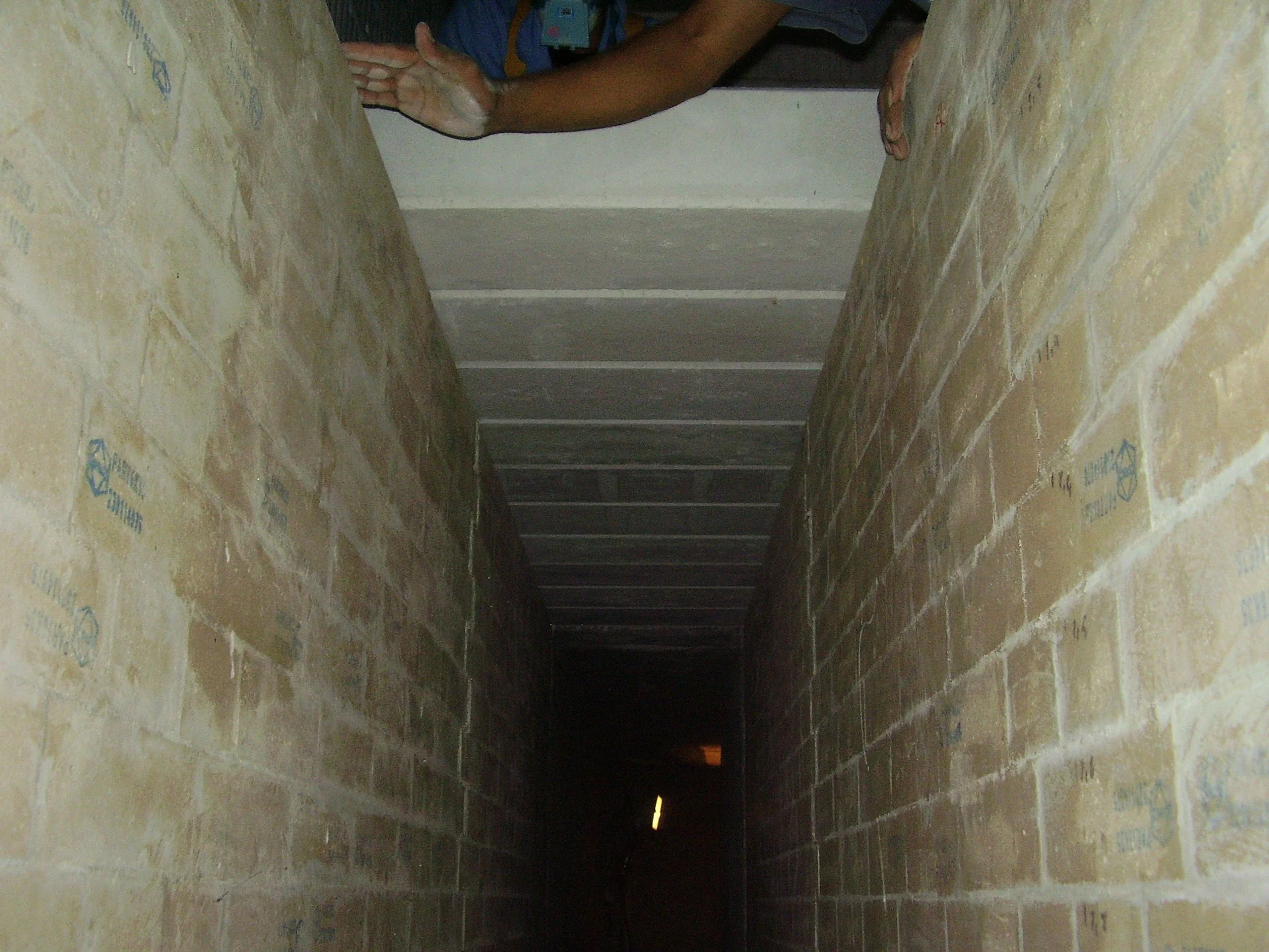 pared tunel 3.jpg