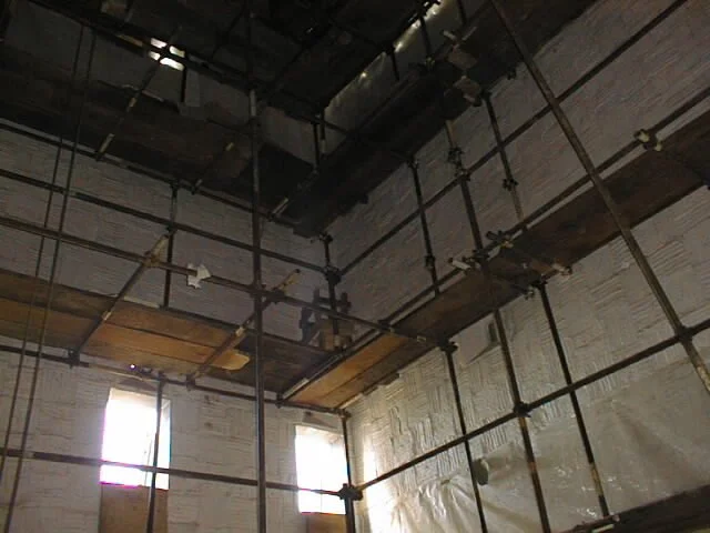  instalacion de  fibra ceramica en pared de horno