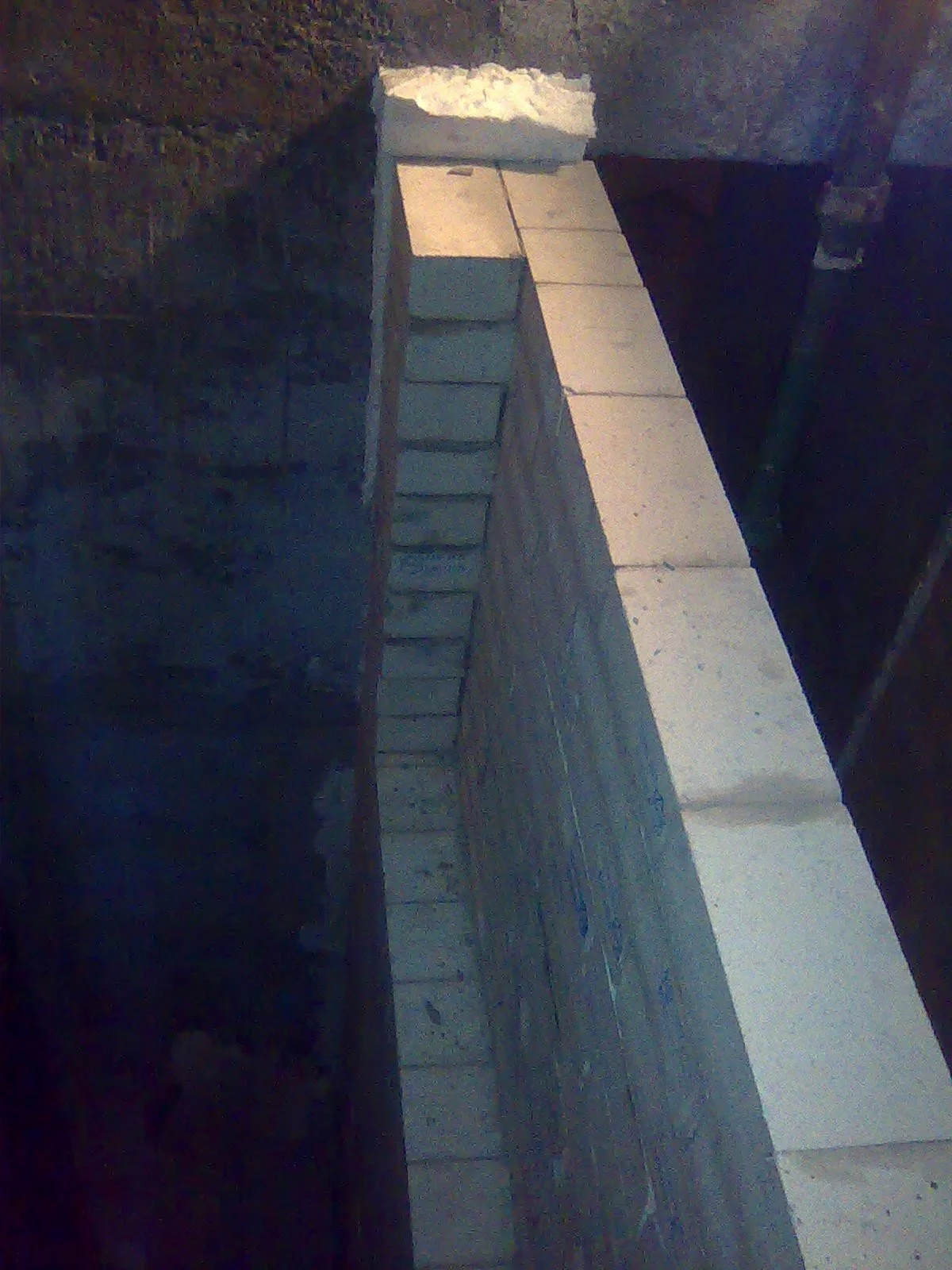 pasillo de muro de laderillo reformador 