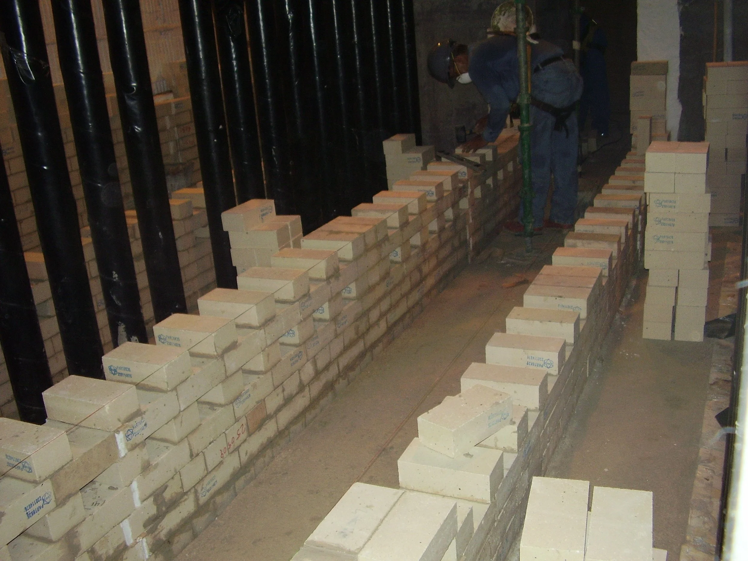 pasillo de muro de laderillo reformador 