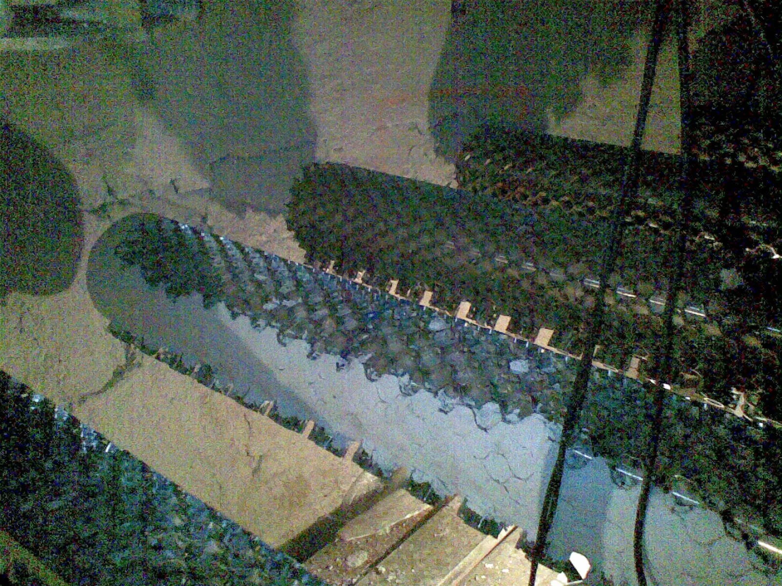 trabajos en ciclon en el domo FCC en la refineria puerto la cruz