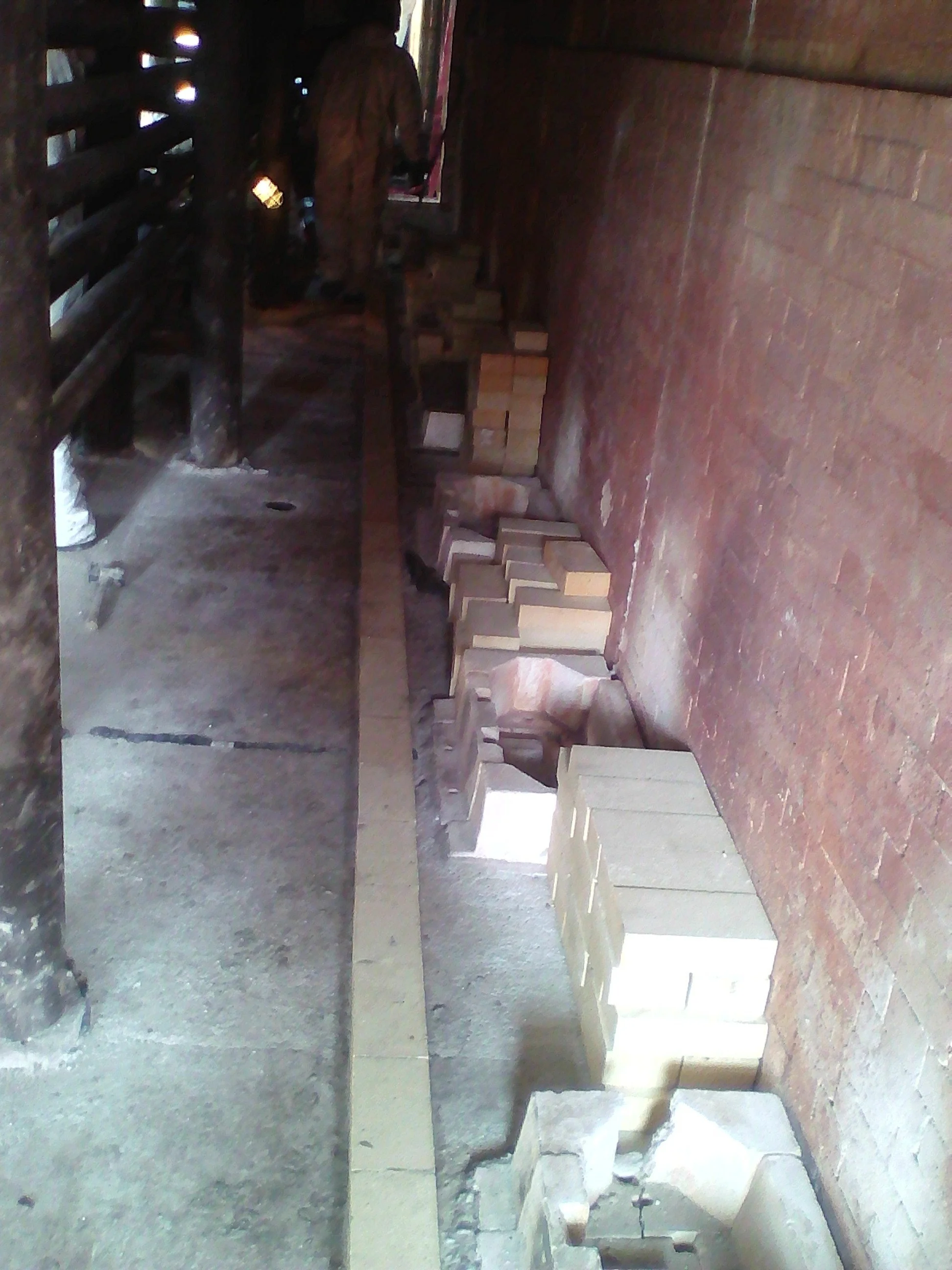 trabajos de reparacion interior horno caldera refineria