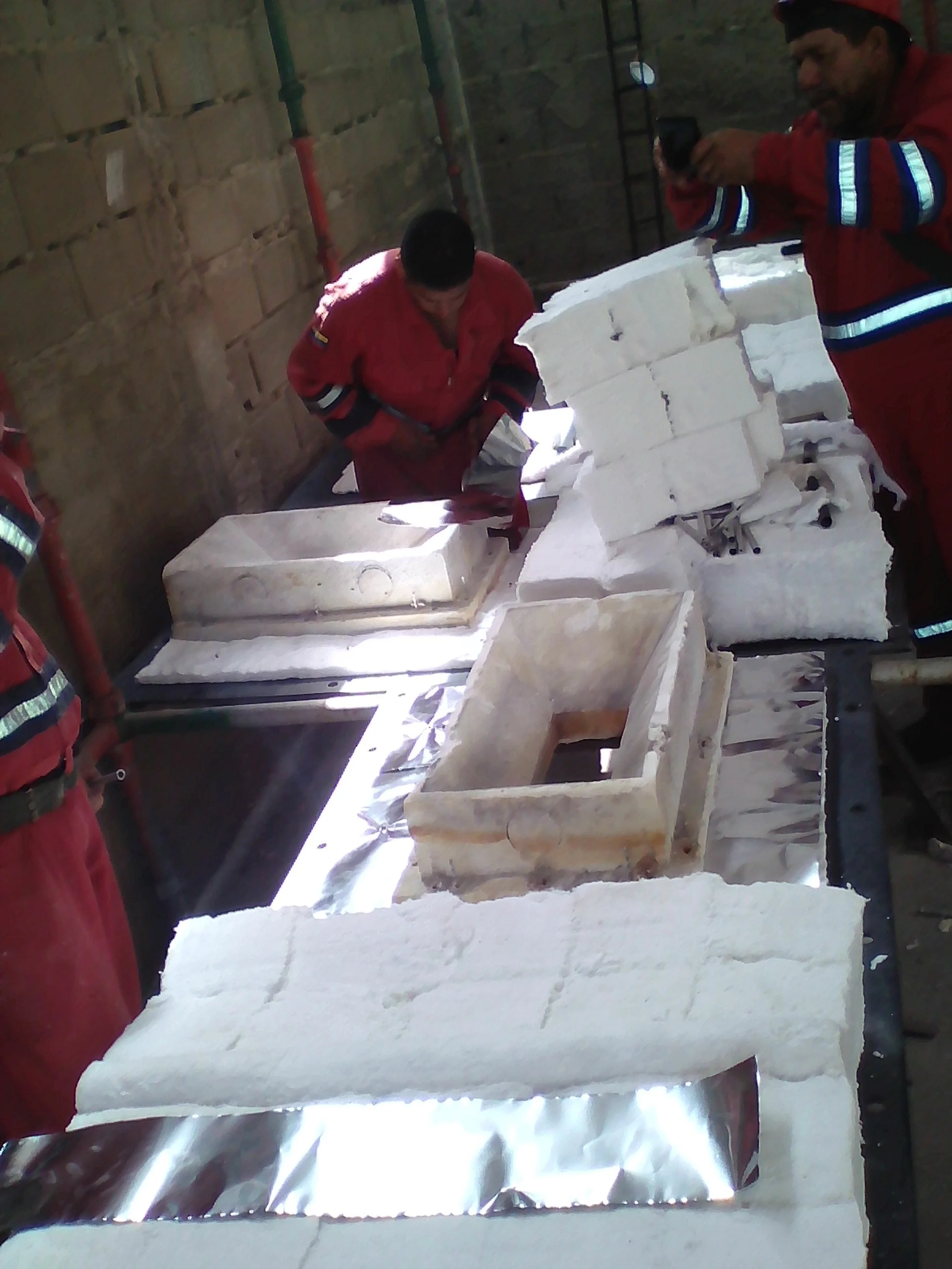 trabajos de reparacion interior horno caldera refineria