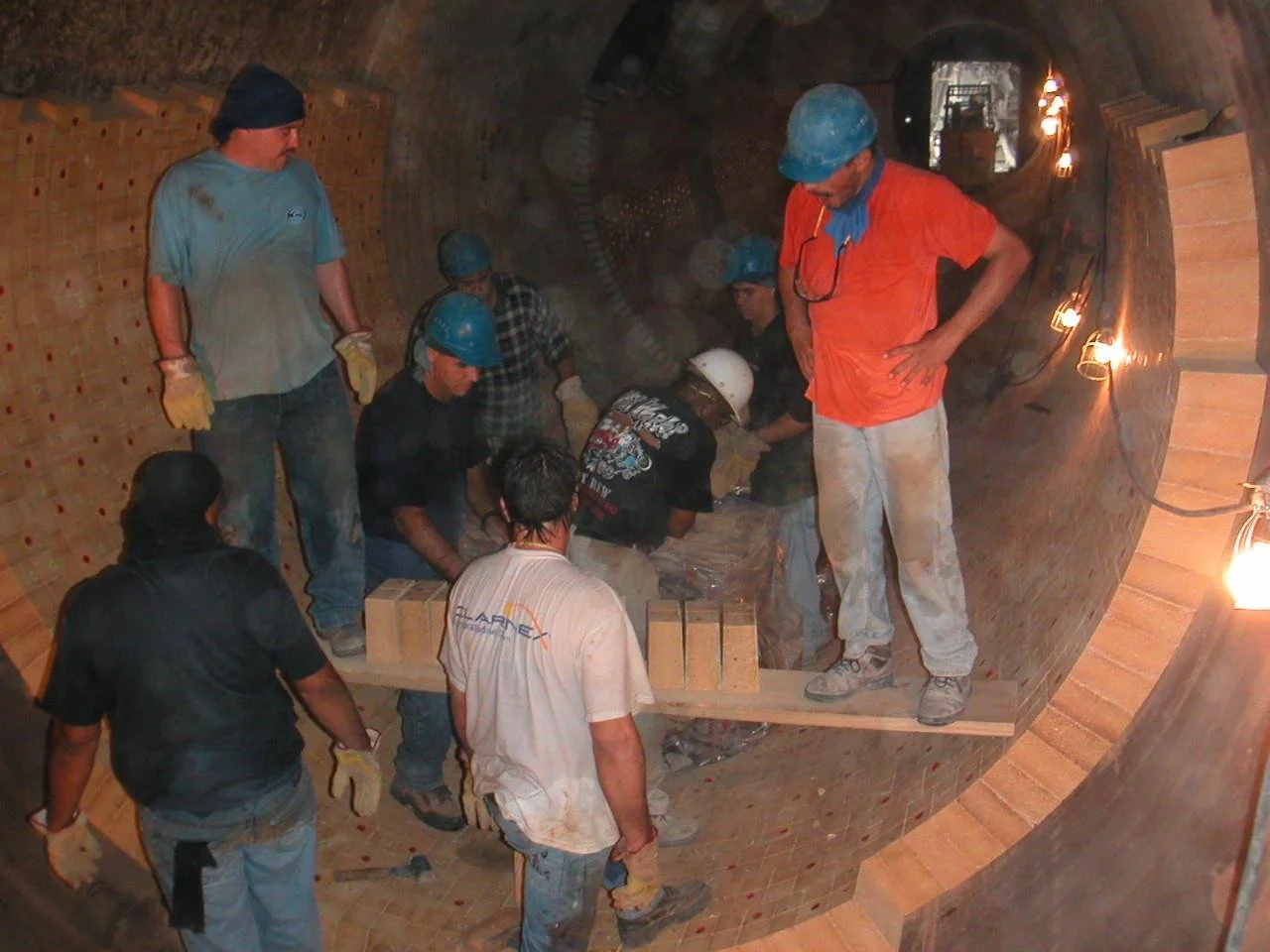 instalacion Ladrillos refractario horno rotatorio