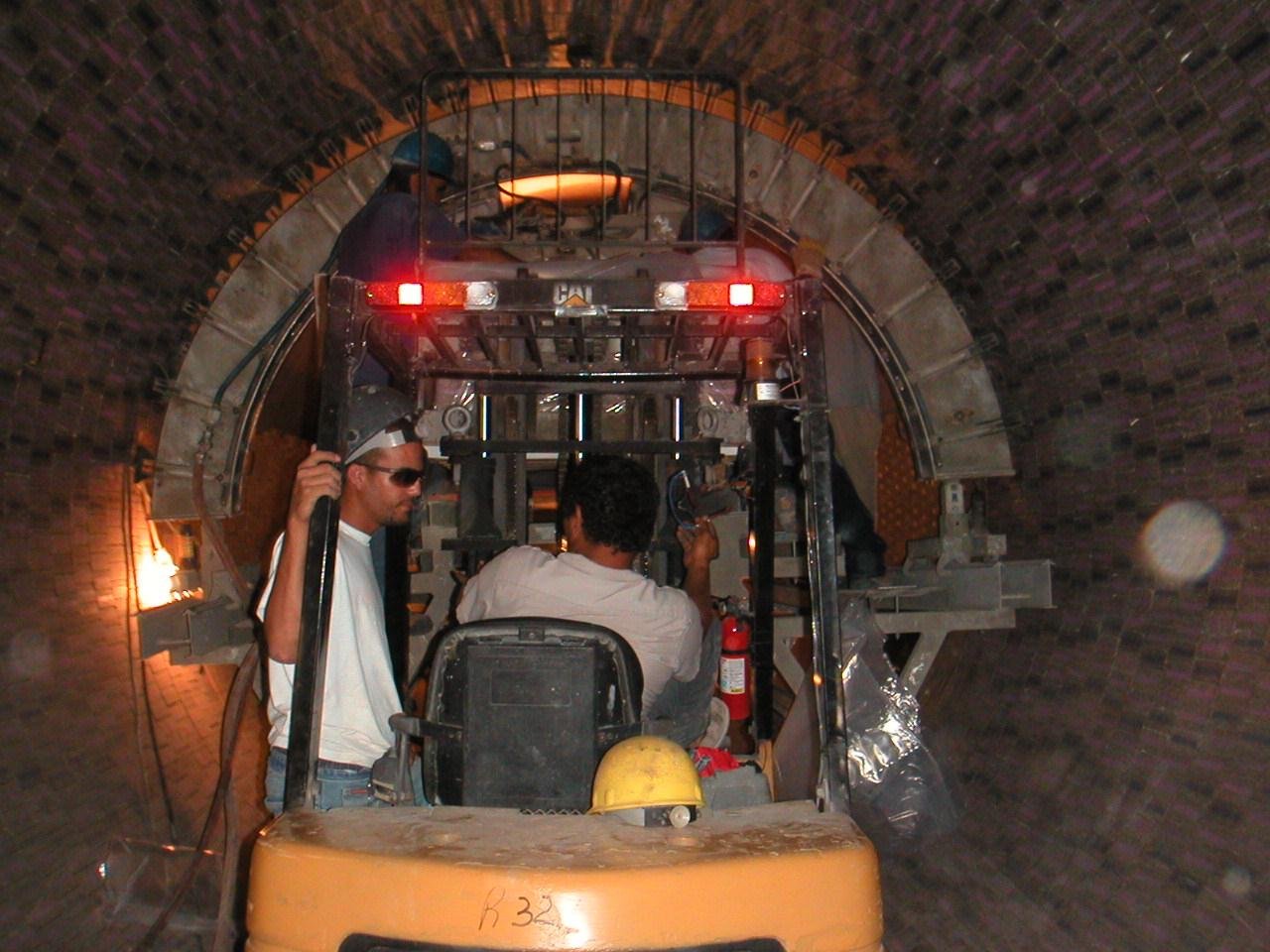 instalacion Ladrillos refractario horno rotatorio