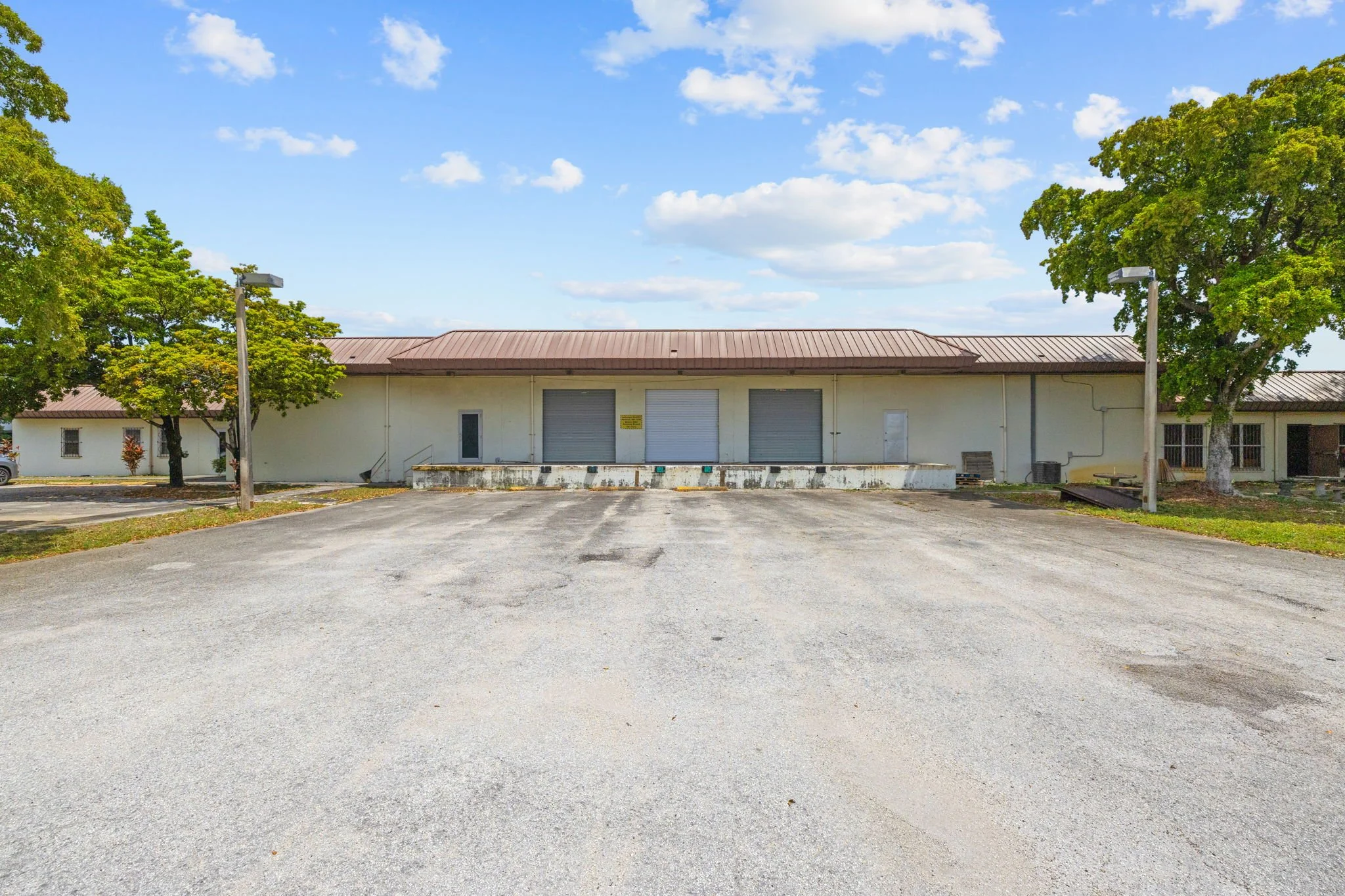5-web-or-mls-12175-nw-98th-ave.jpg