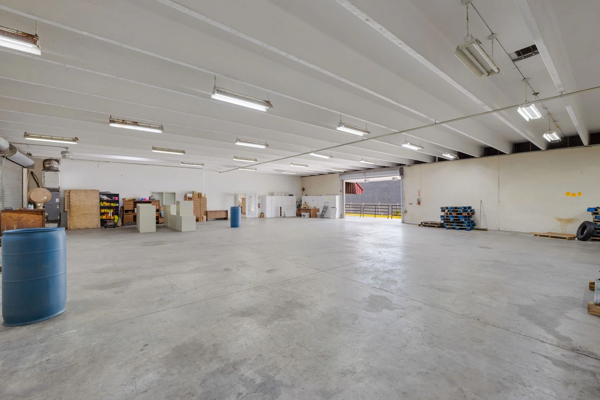 23-web-or-mls-12175-nw-98th-ave.jpg