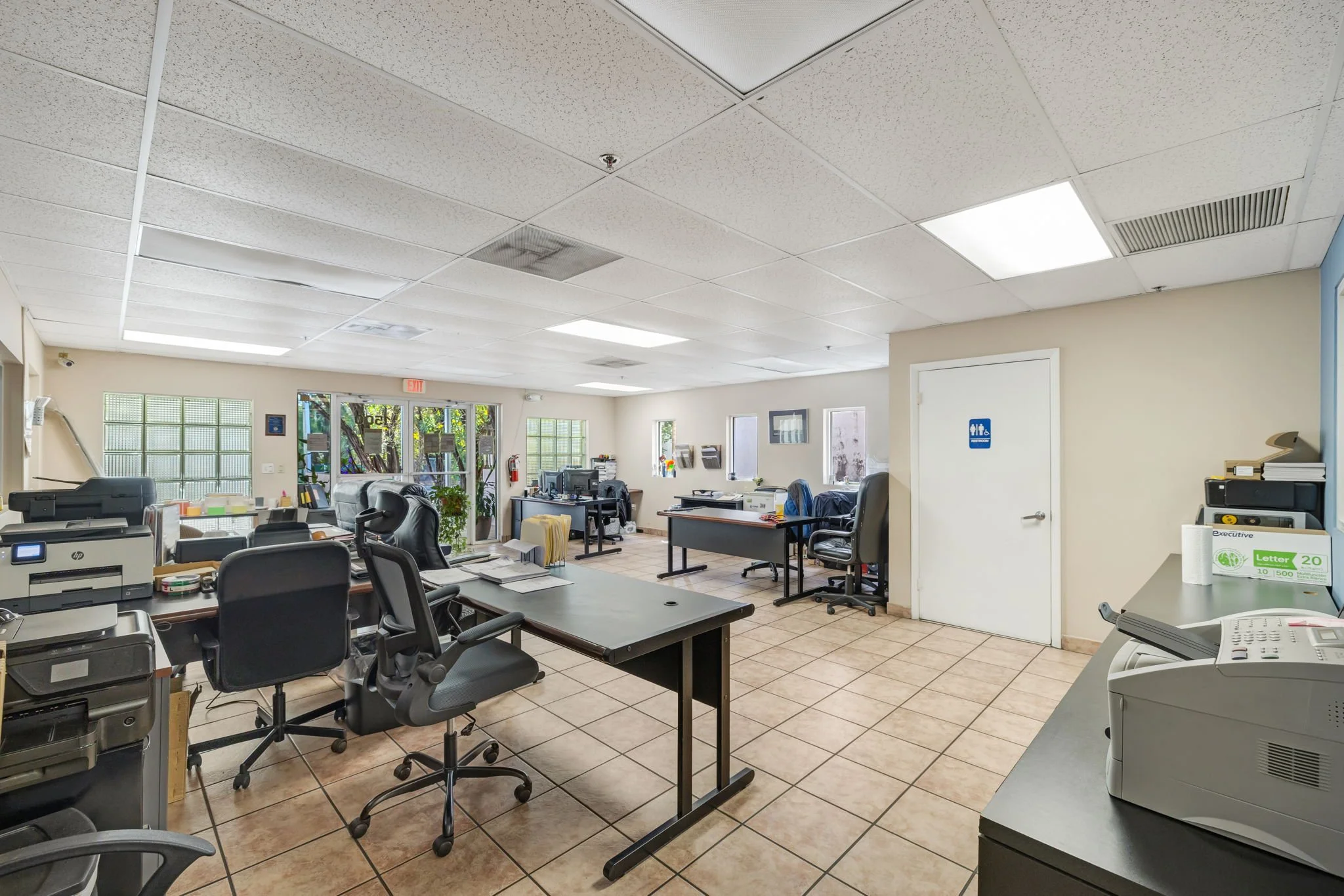 18-web-or-mls-1500-nw-96th-ave.jpg