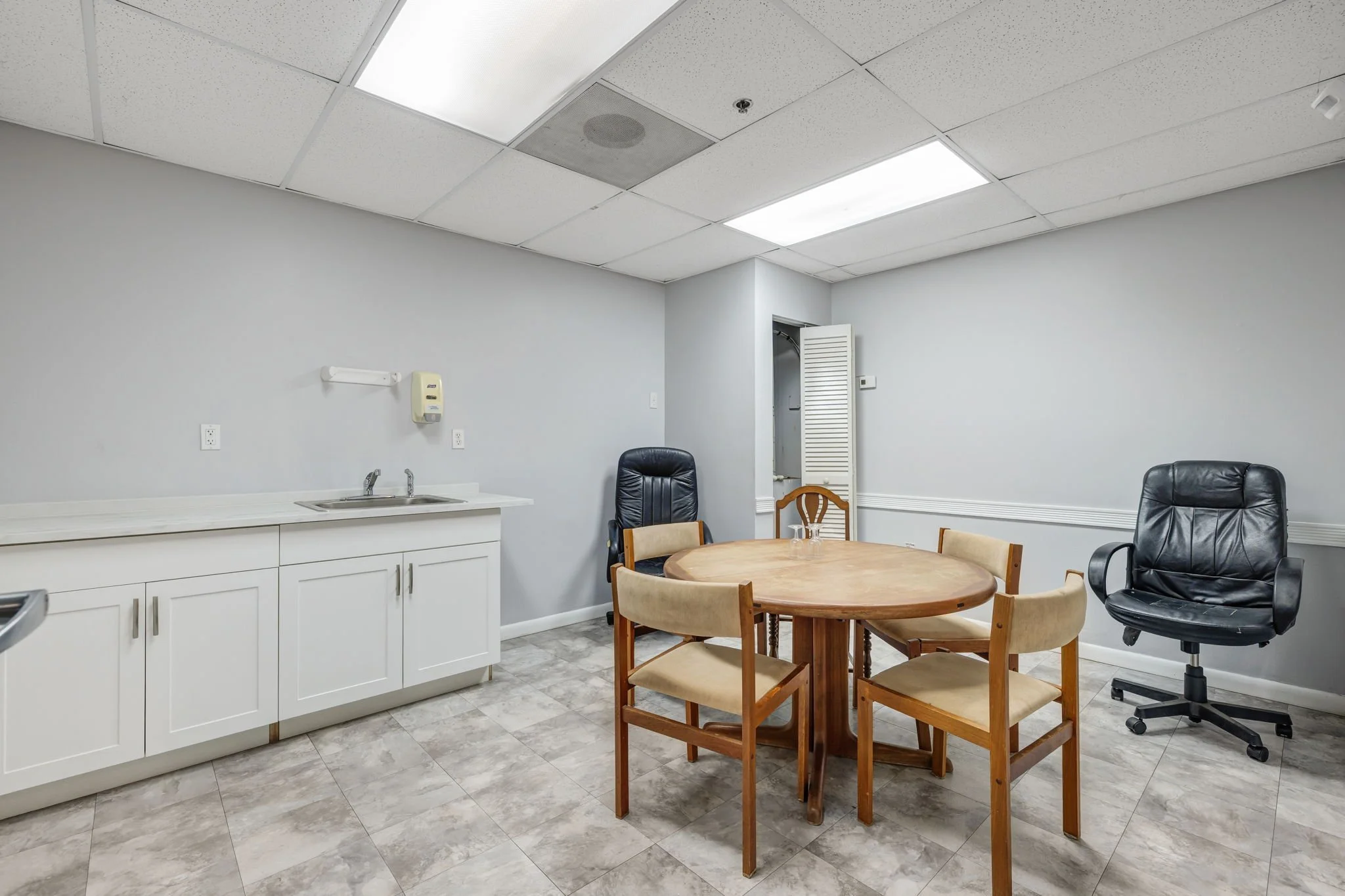 28-web-or-mls-1500-nw-96th-ave.jpg