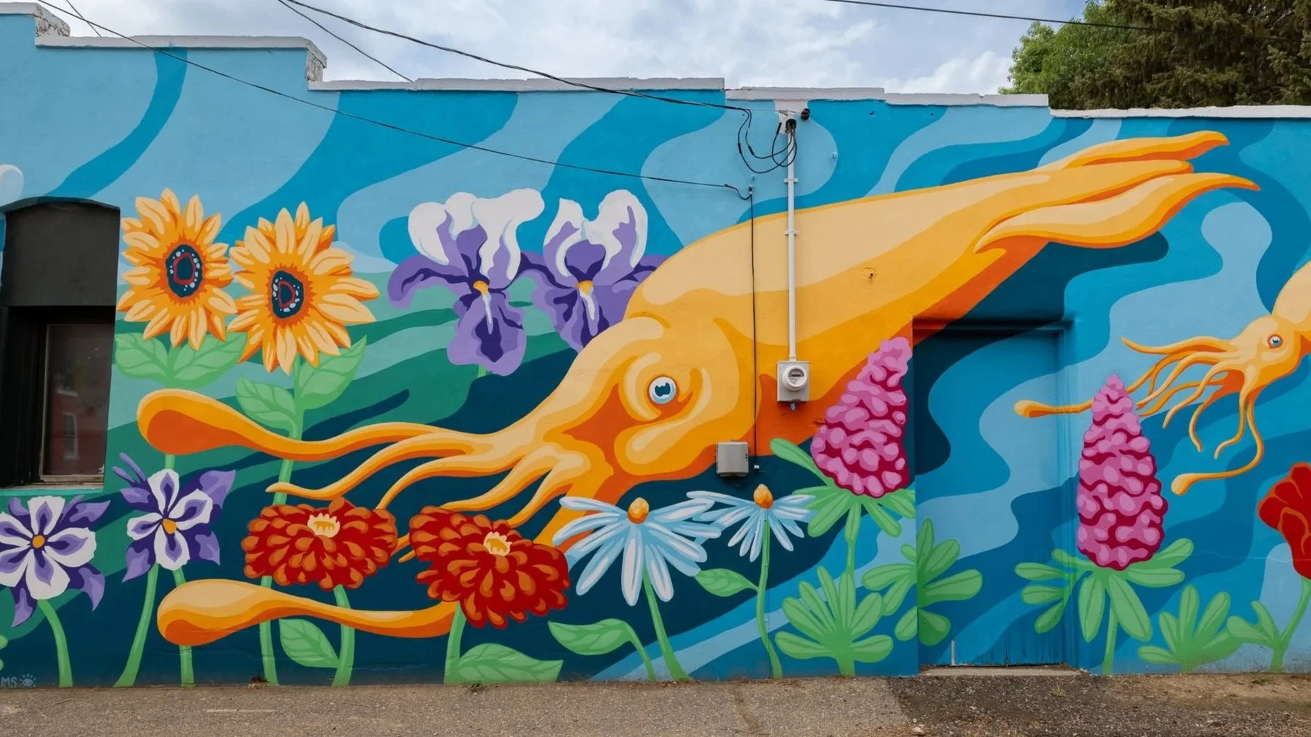  Stem Garden mural - Painted by Hannah Williams - Photo by Whit Way Creative 