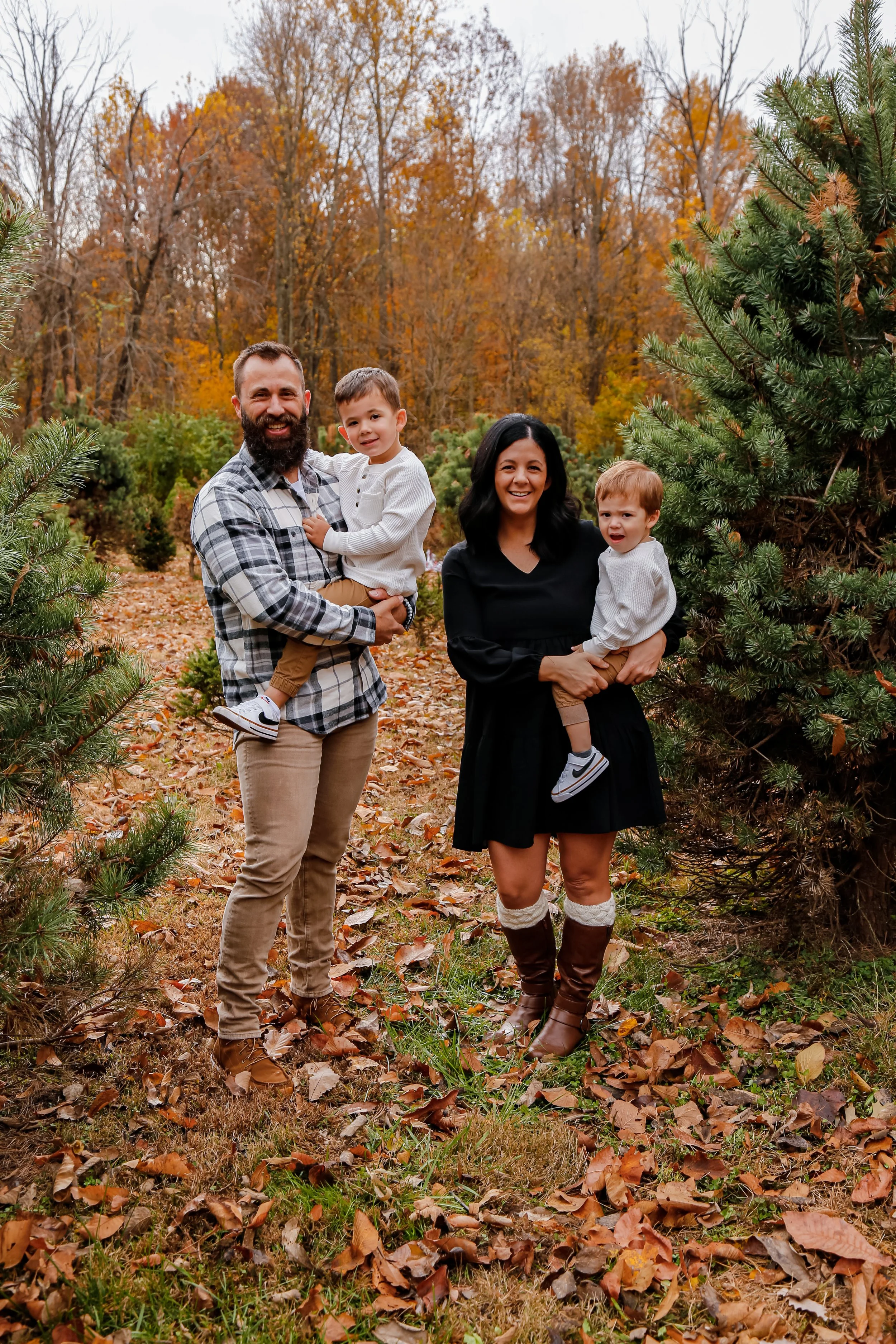 Squarespace website designer kimmy altman and family in indiana