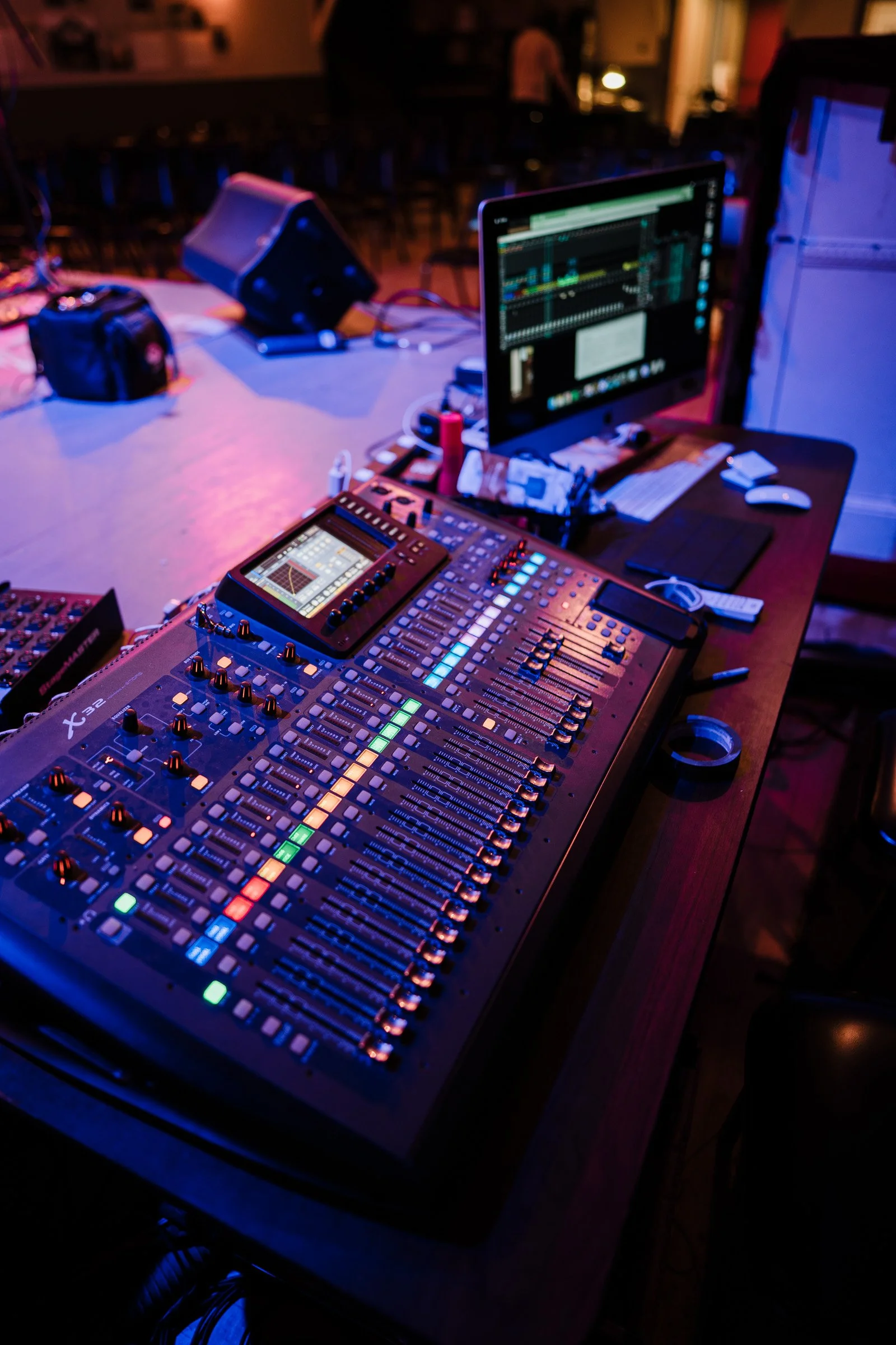 Sound board Behringer X32