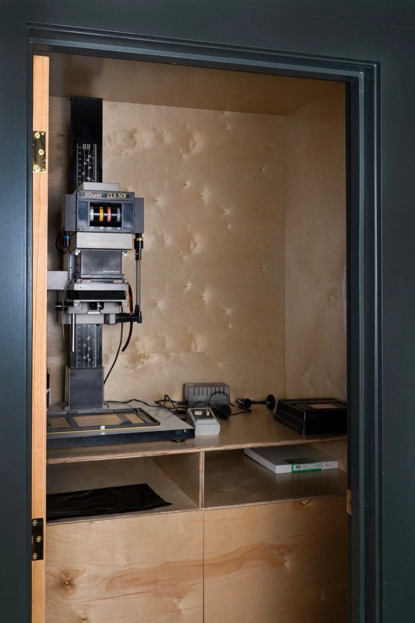 la-film-lab-darkroom-workshop-class-learn-printing-hand-processing-00006 Large.jpeg