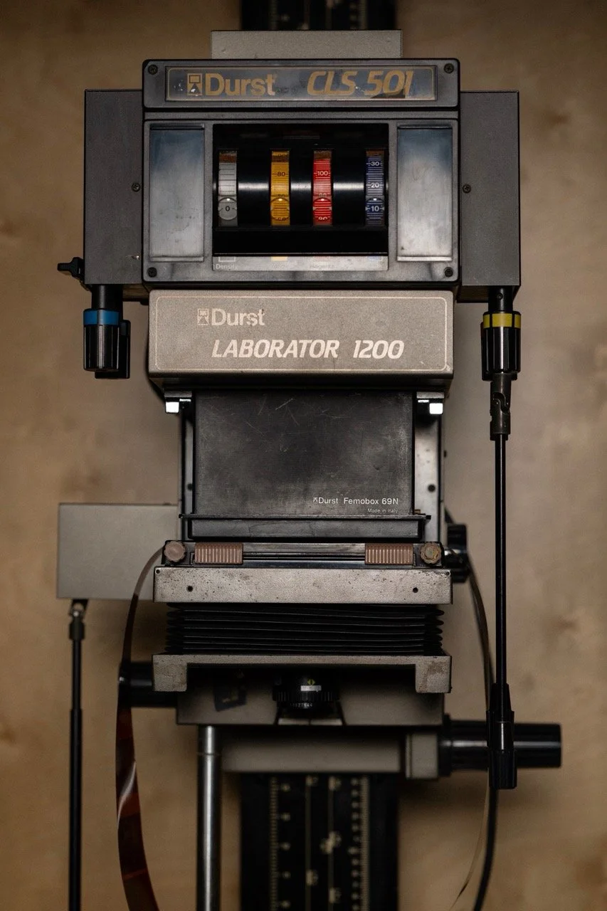 la-film-lab-darkroom-workshop-class-learn-printing-hand-processing-00005 Large.jpeg