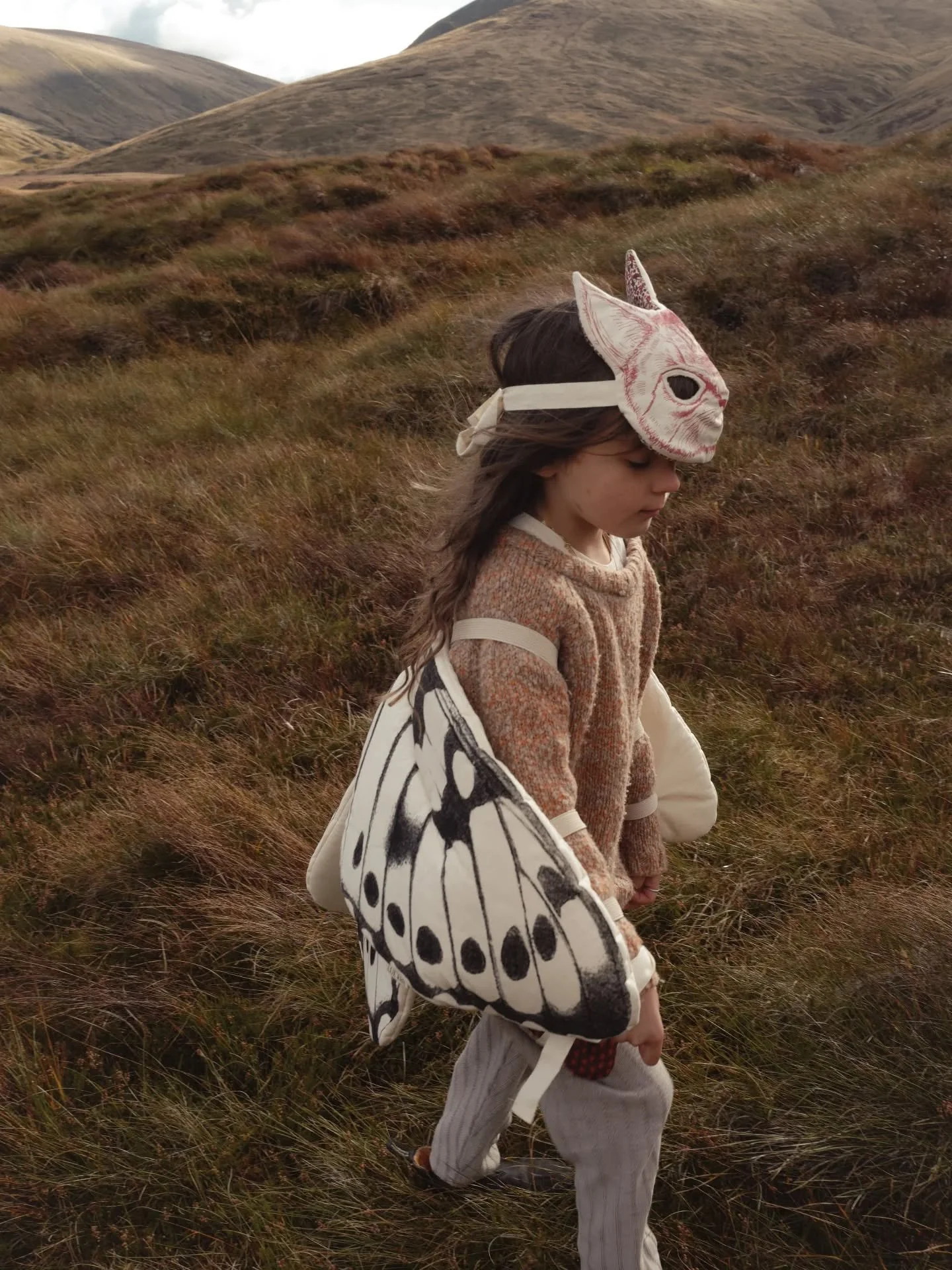 Explore the world of touch with Lu&egrave; Kids! Our products are made from natural materials and carefully chosen to stimulate imaginative play.

Tactile experience is essential to our understanding of the world. And our products are designed to ins