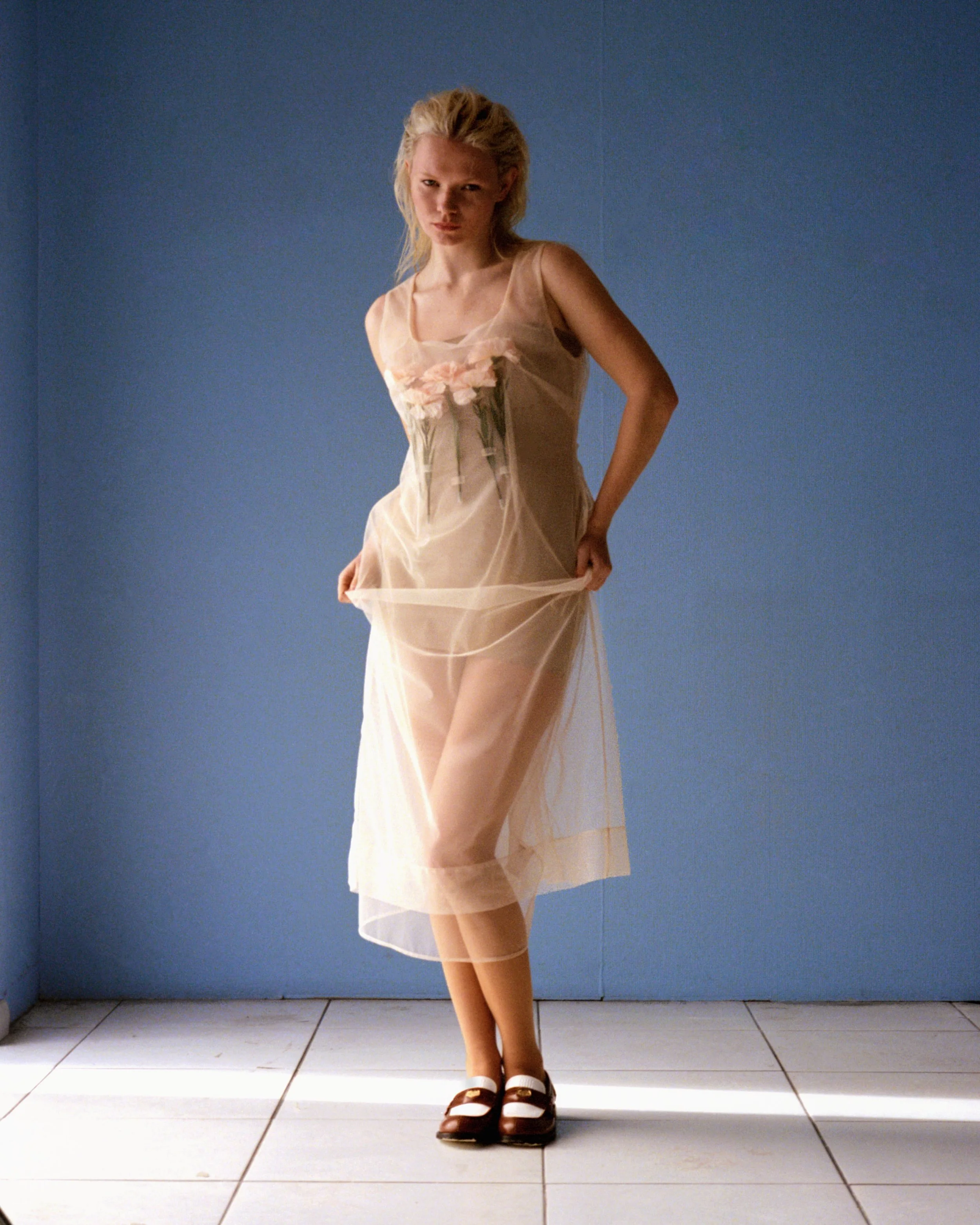 LOOK3_0114.JPG