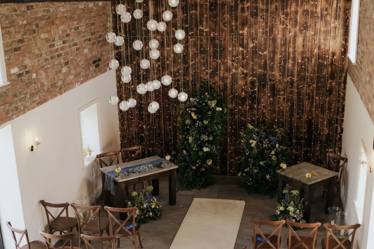 clayfield farm wedding venue (4).jpg