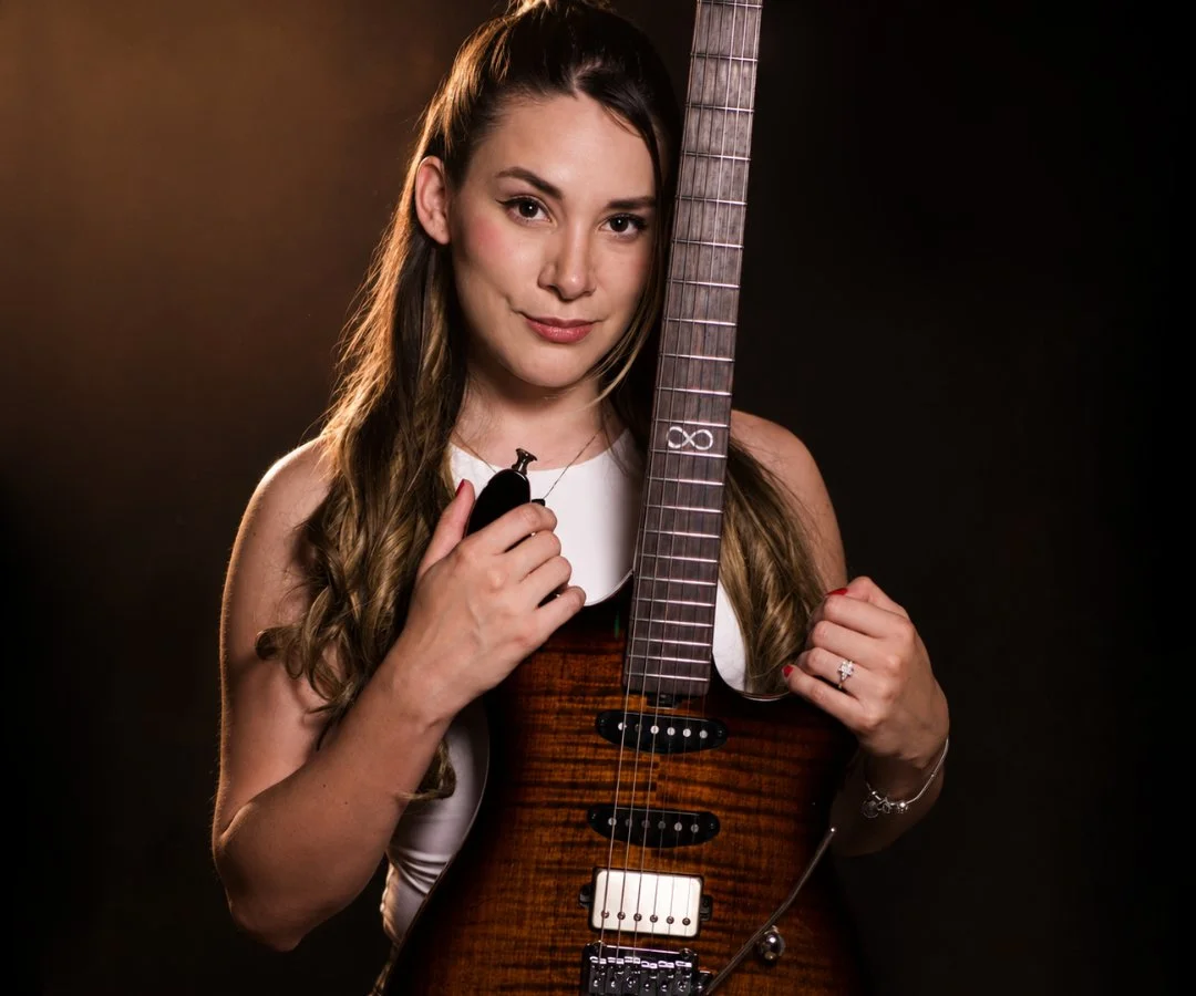 Chapman Guitars artist Loida Liuzzi with her Scout Traditional