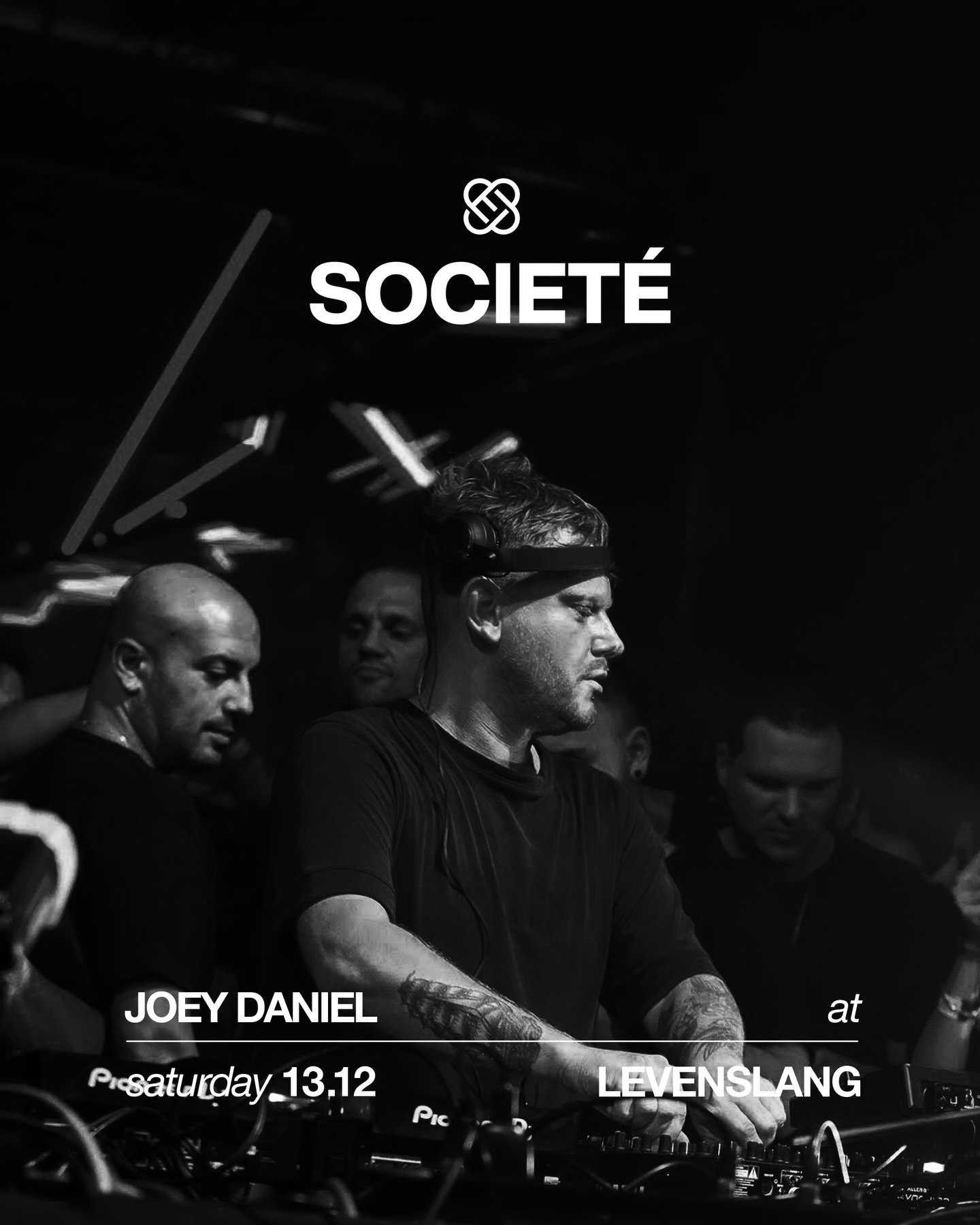 Are you ready for 13.12? ❄️

Societ&eacute; returns to Amsterdam with something we&rsquo;ve never done before; an Indoor Winter Special by Day.

We&rsquo;re excited to welcome new artists @joeydaniel_ofc @rayzir @robstillekens @erossantisi and of cou