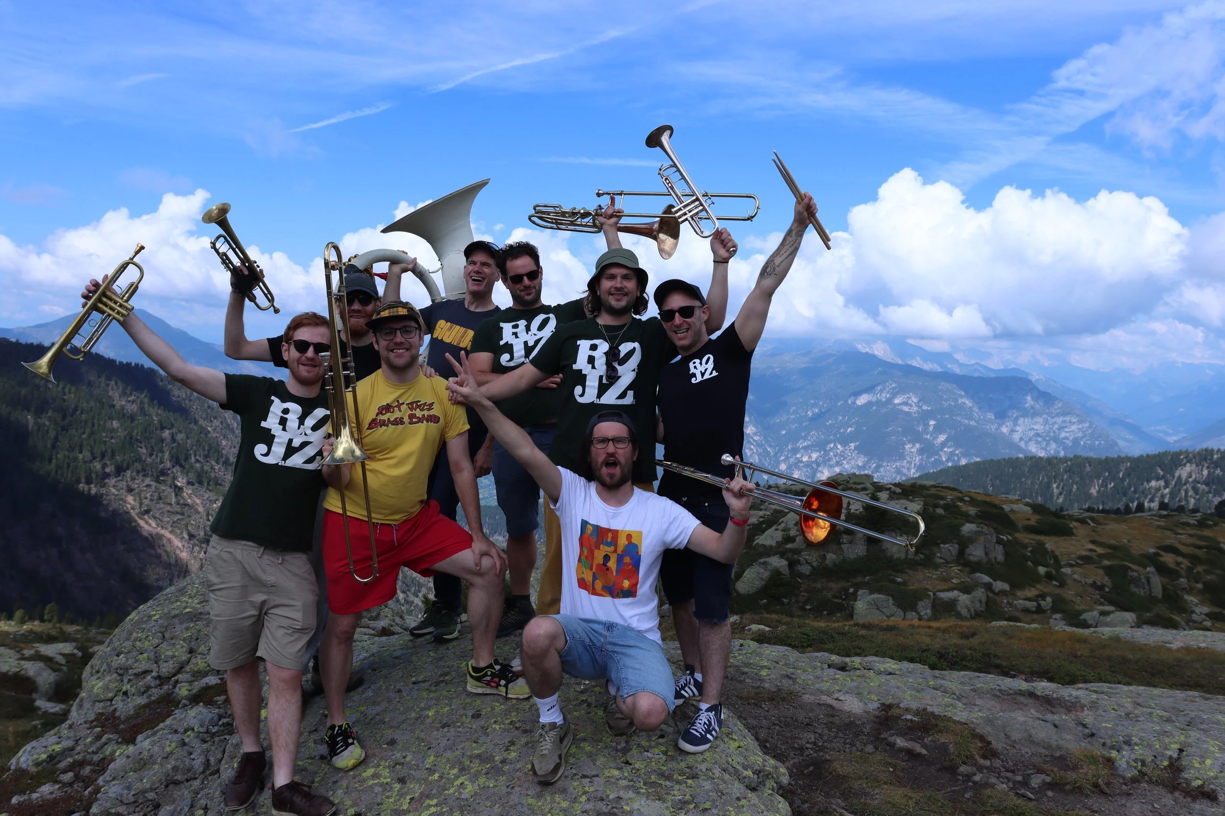 Band Dolomites Happy.JPG