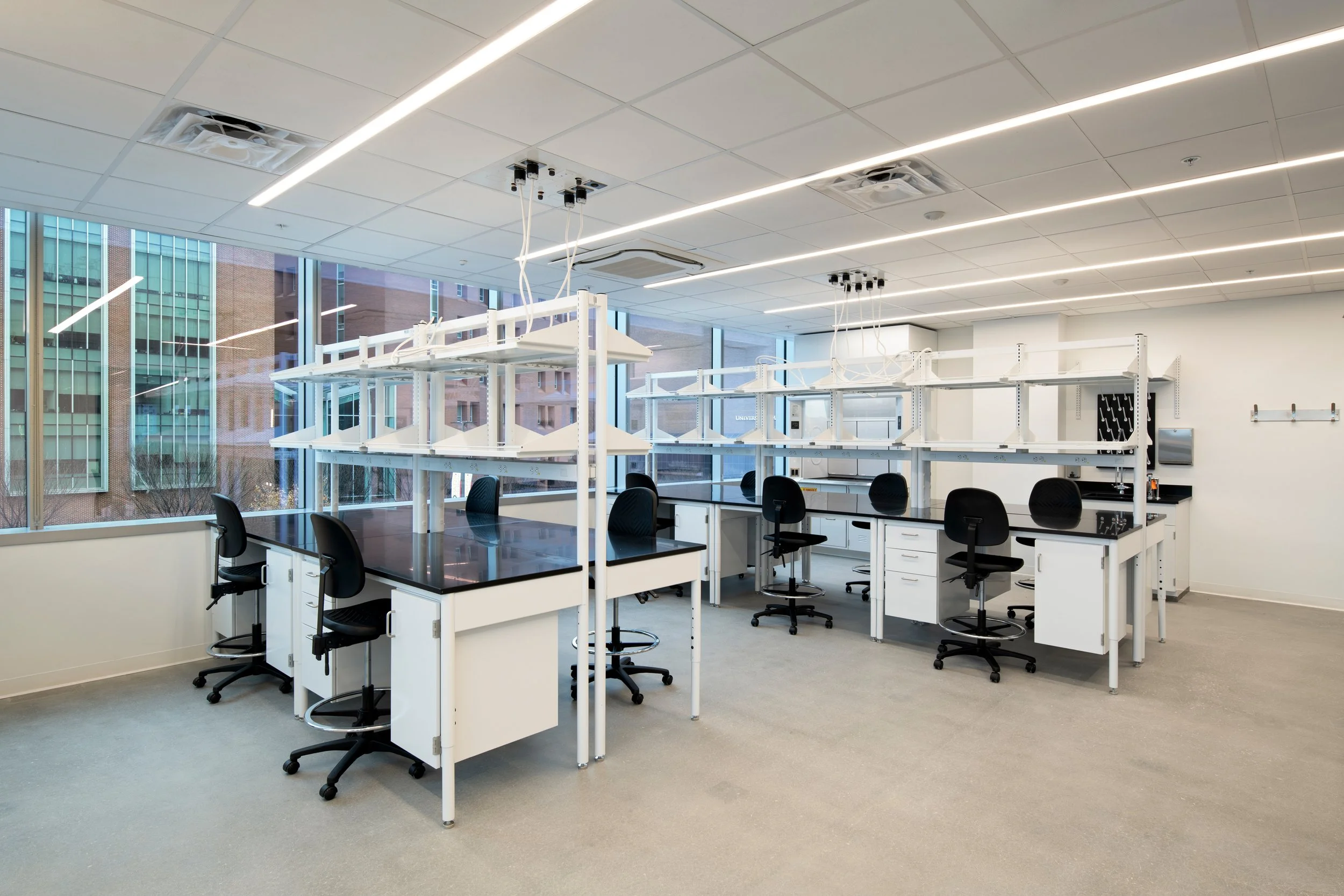 Connect Labs Flexible Turn Key Lab and Office Space — 4MLK . Baltimore