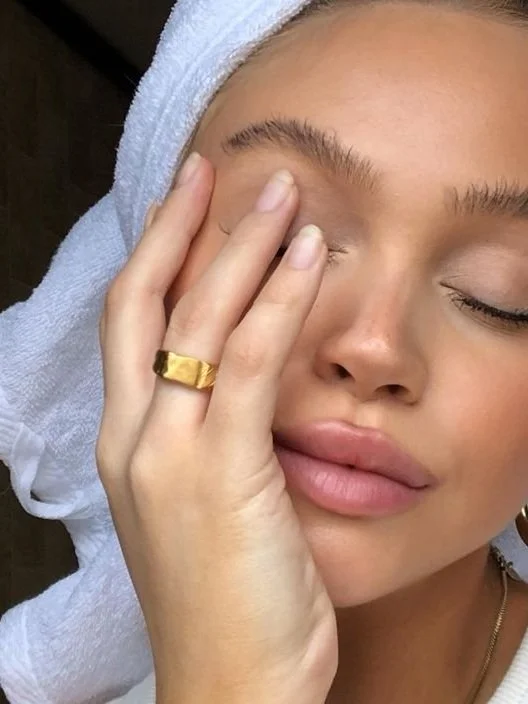 Natural vs. Organic: The Cosmetics Battle