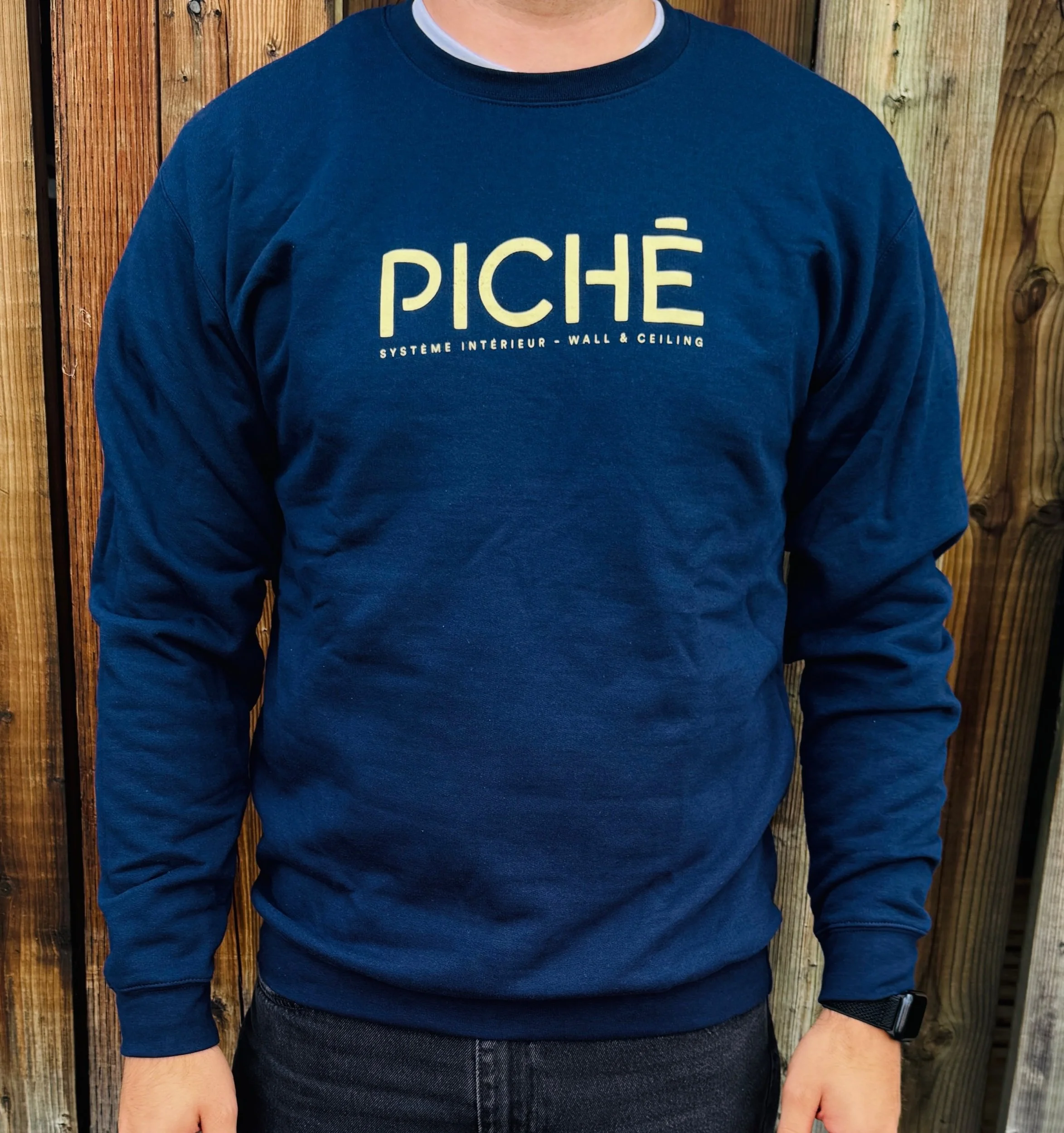 CREWNECK