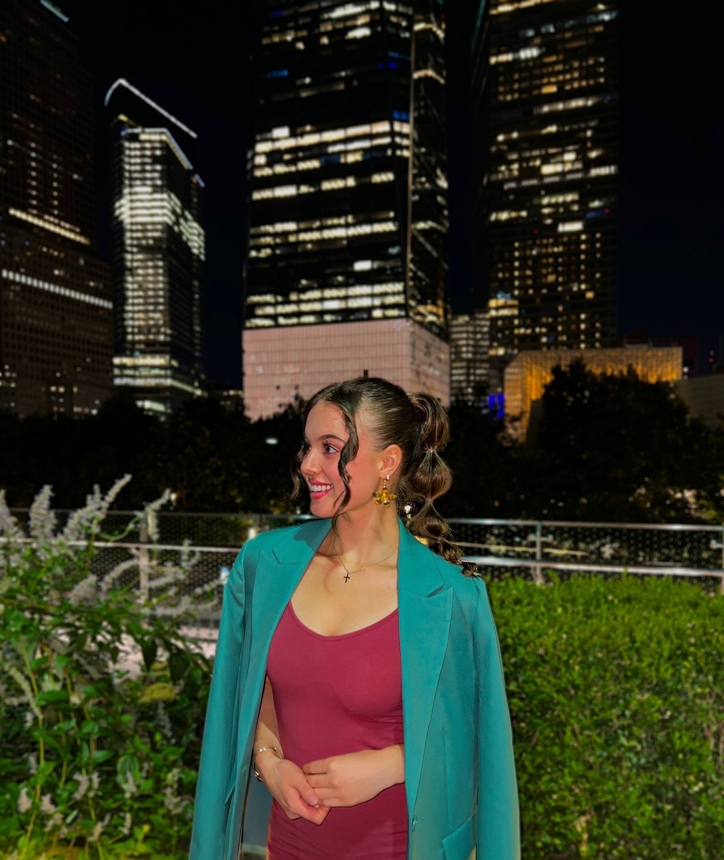 Facetune_19-08-2023-23-45-43.jpg