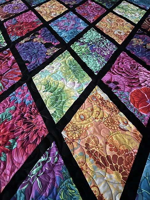 Joyce Floral Kaffe 1web.jpg