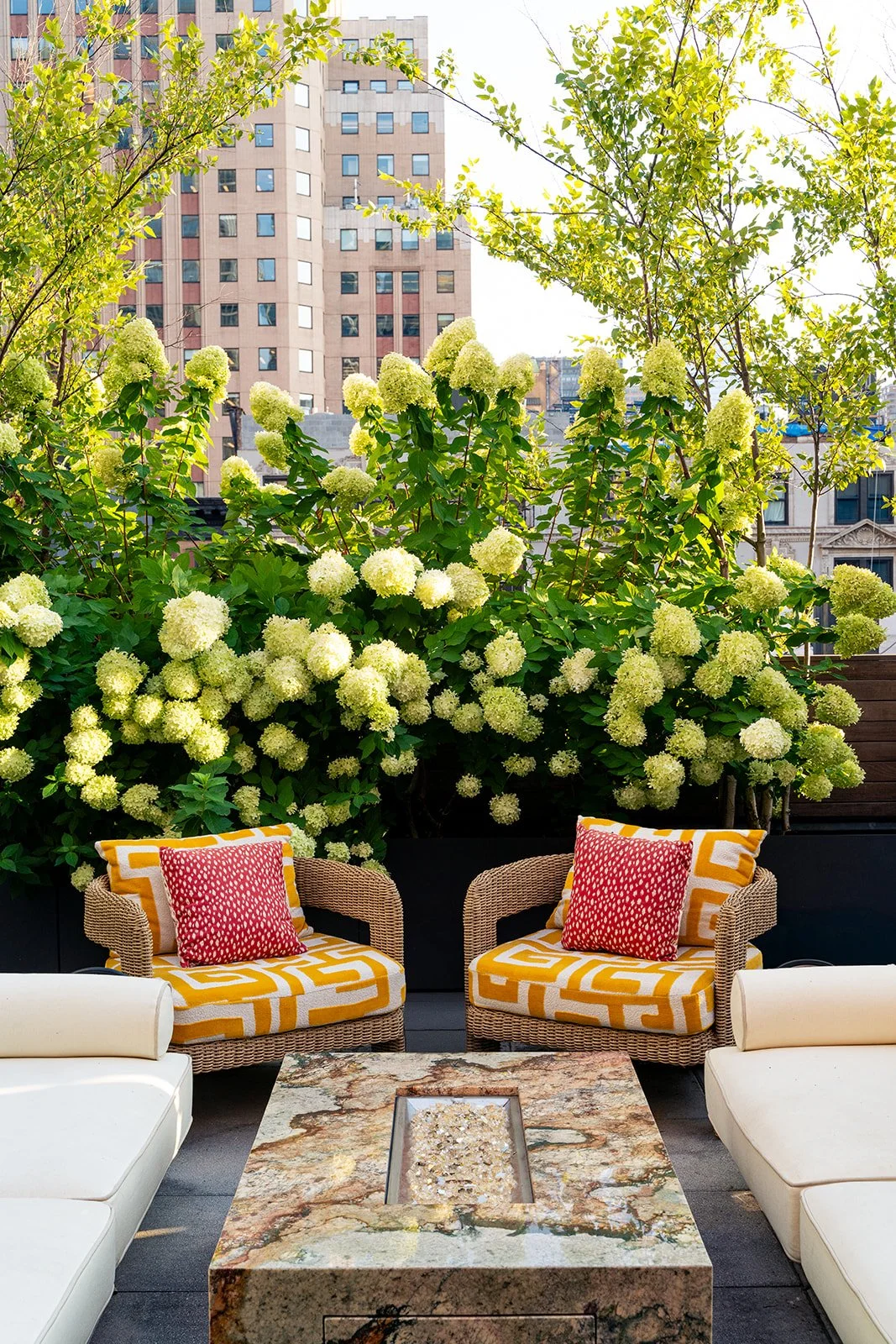 318 W 52nd St-13.jpg