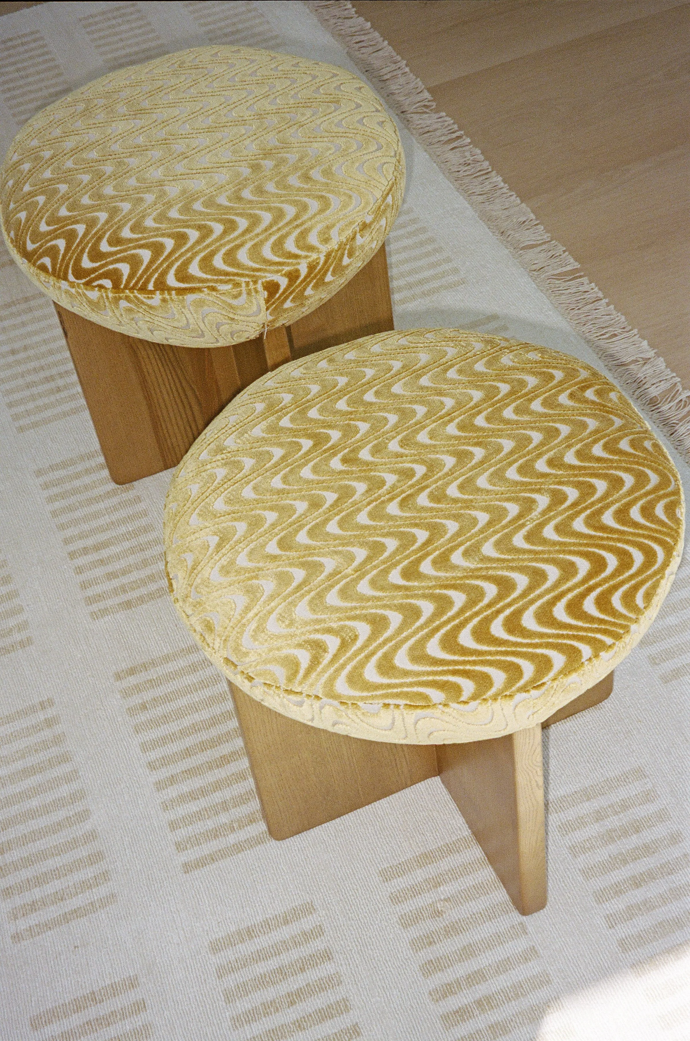 Hanover stools