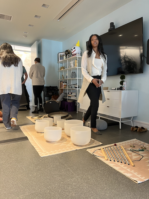 PRIVATE CLIENT OFFICE SOUND BATH - LA