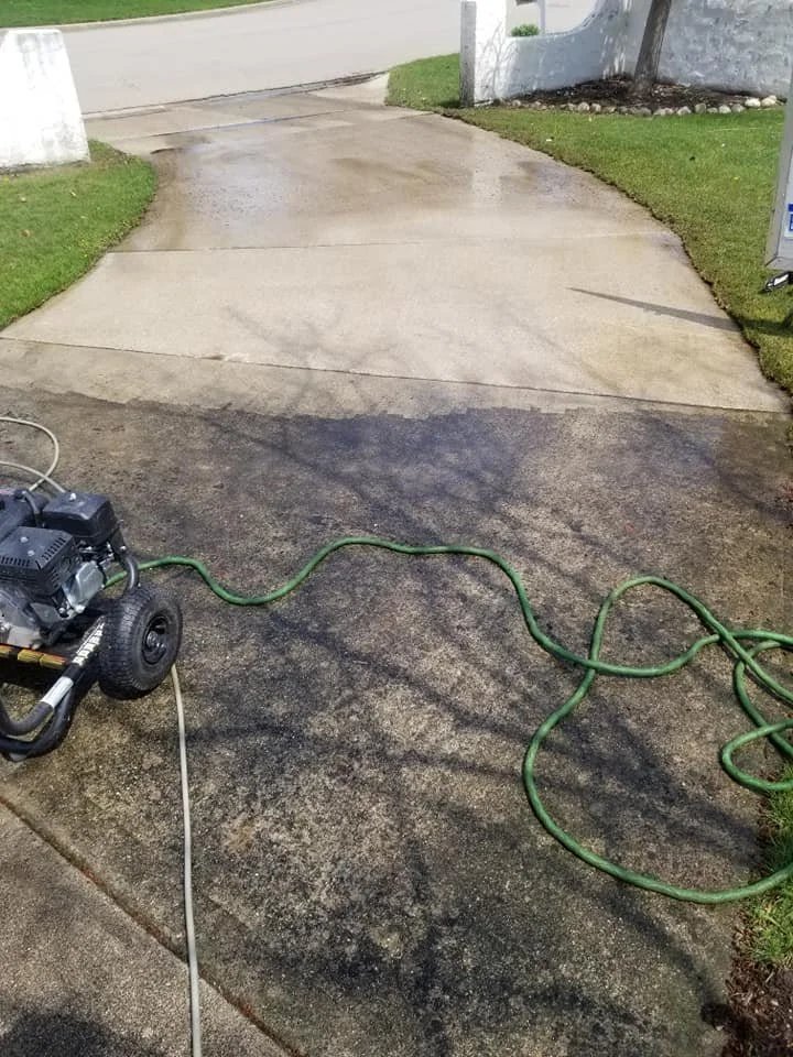 roy powerwash 4.jpg