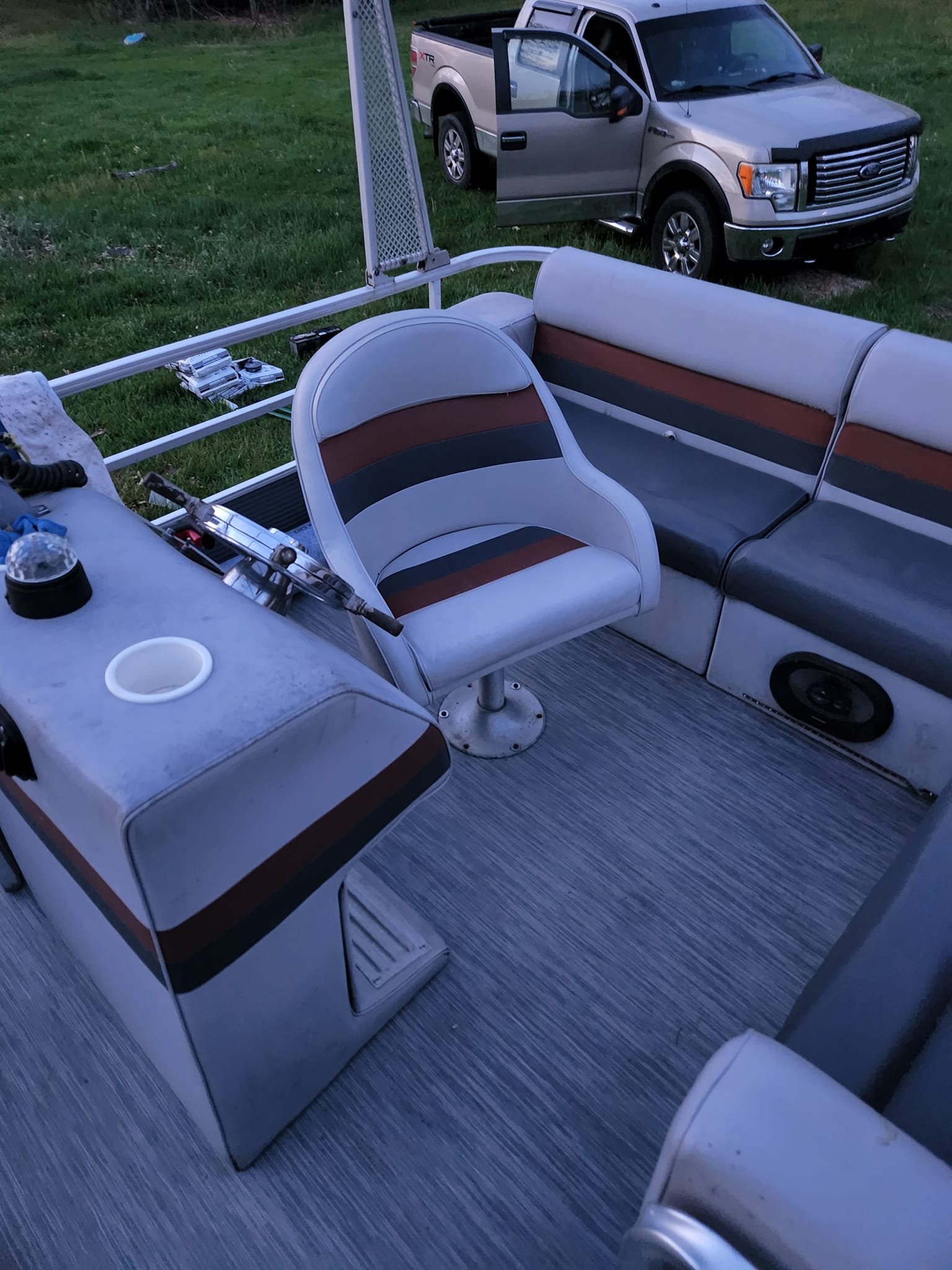 dans boat 7.jpg