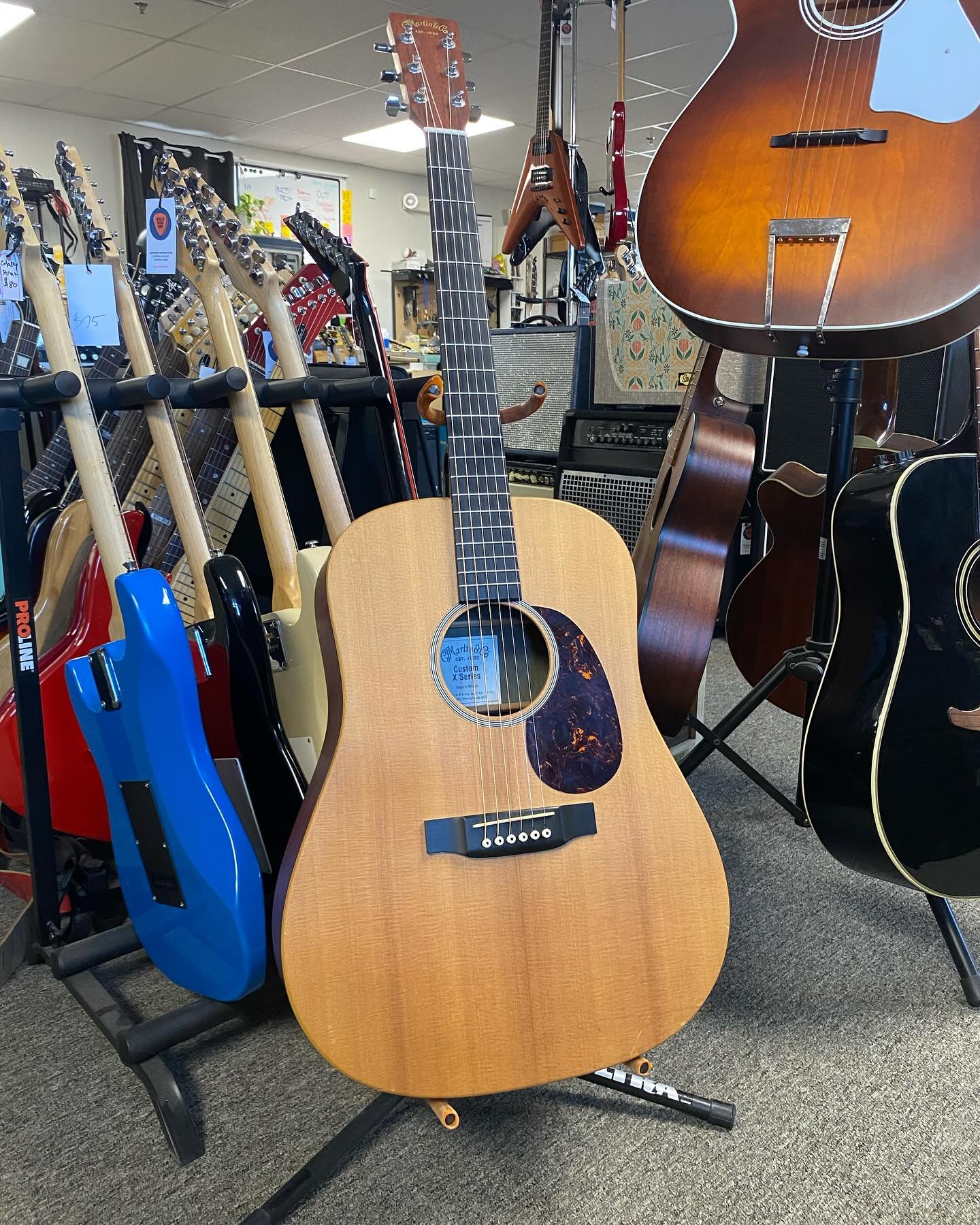 Got a little bit of everything in this week! Electronic or acoustic? With or without frets? Drums? Come check out all this great gear! I&rsquo;m going to go play this electronic drum kit before someone snags it.