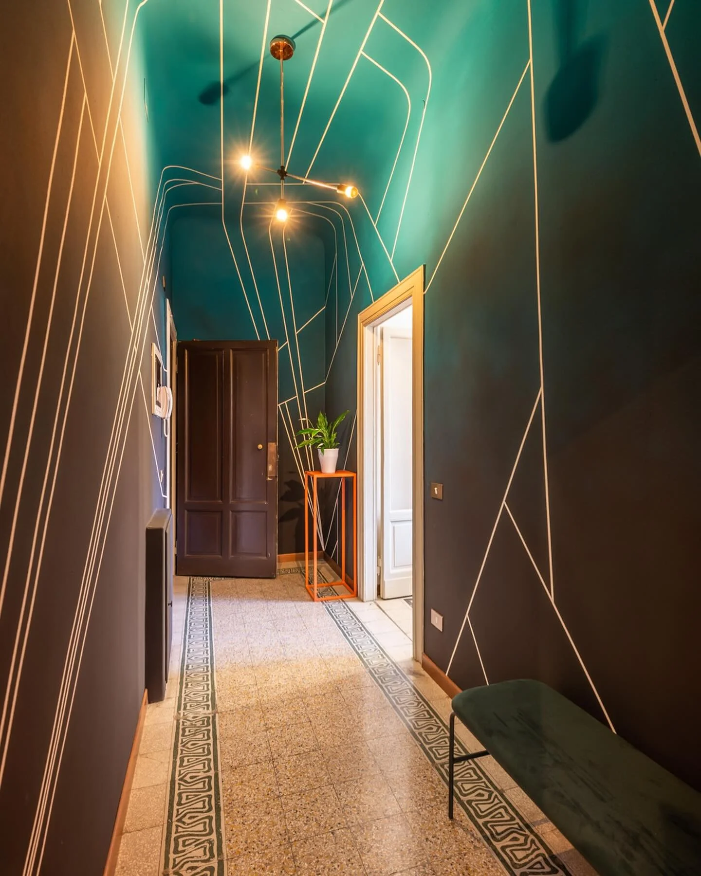 ✨Prenota il tuo nuovo ufficio per un 2026 ricco di cambiamenti!

💥Fino al 30/11 approfitta dello Sconto #blackNovember!💥 -20% per i primi 3 mesi di canone

QF, &egrave; il coworking club vicino a casa. Uno spazio bello e accogliente.

QF &egrave; p