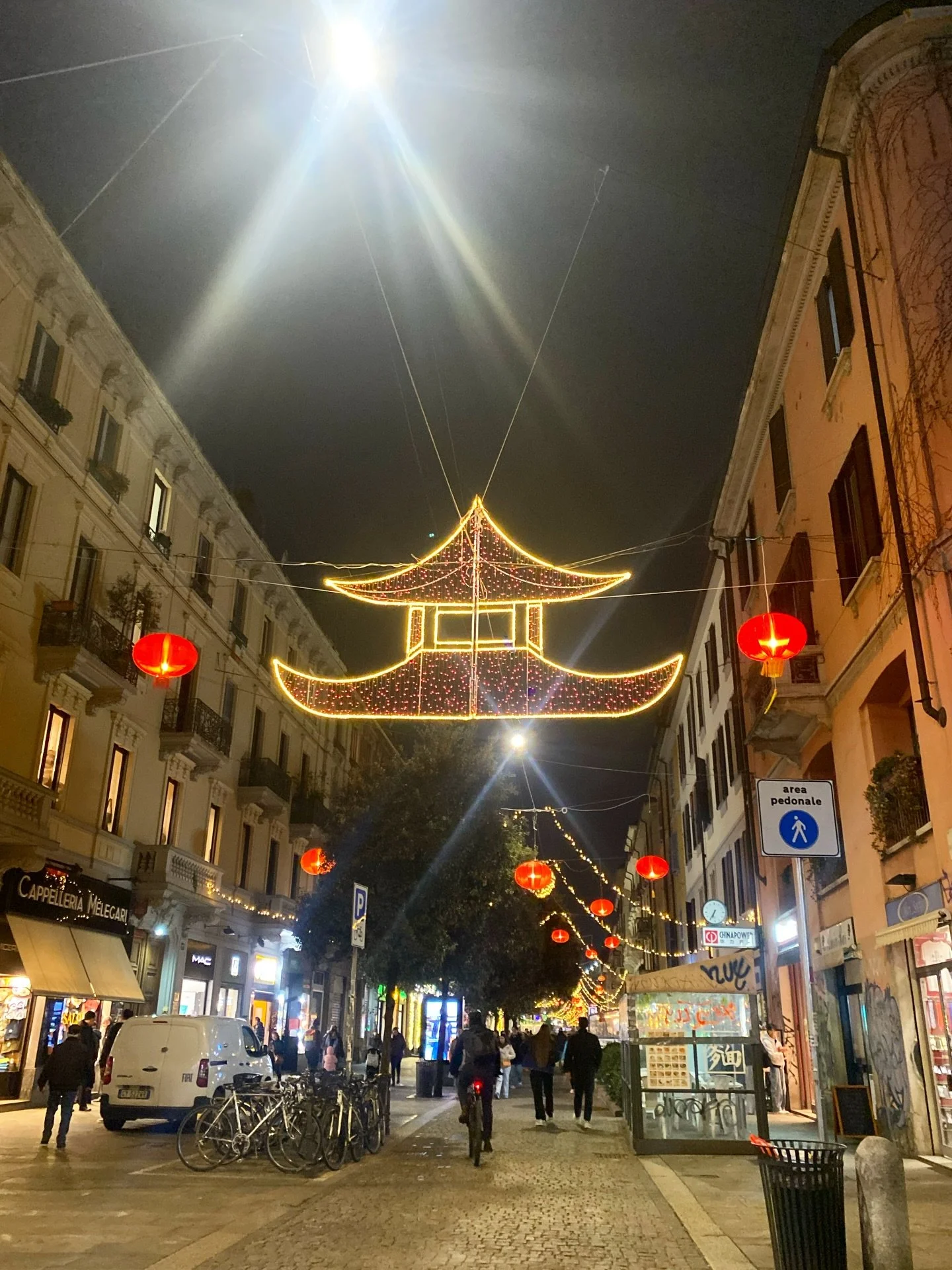 Buon capodanno cinese!
🐴🔥che il Cavallo di Fuoco vi accompagni con dinamismo e passione in grandi cambiamenti per questo 2026 🇨🇳

#CapodannoCinese2026, #AnnoDelCavallo, #ChineseNewYear2026 e #SpringFestival