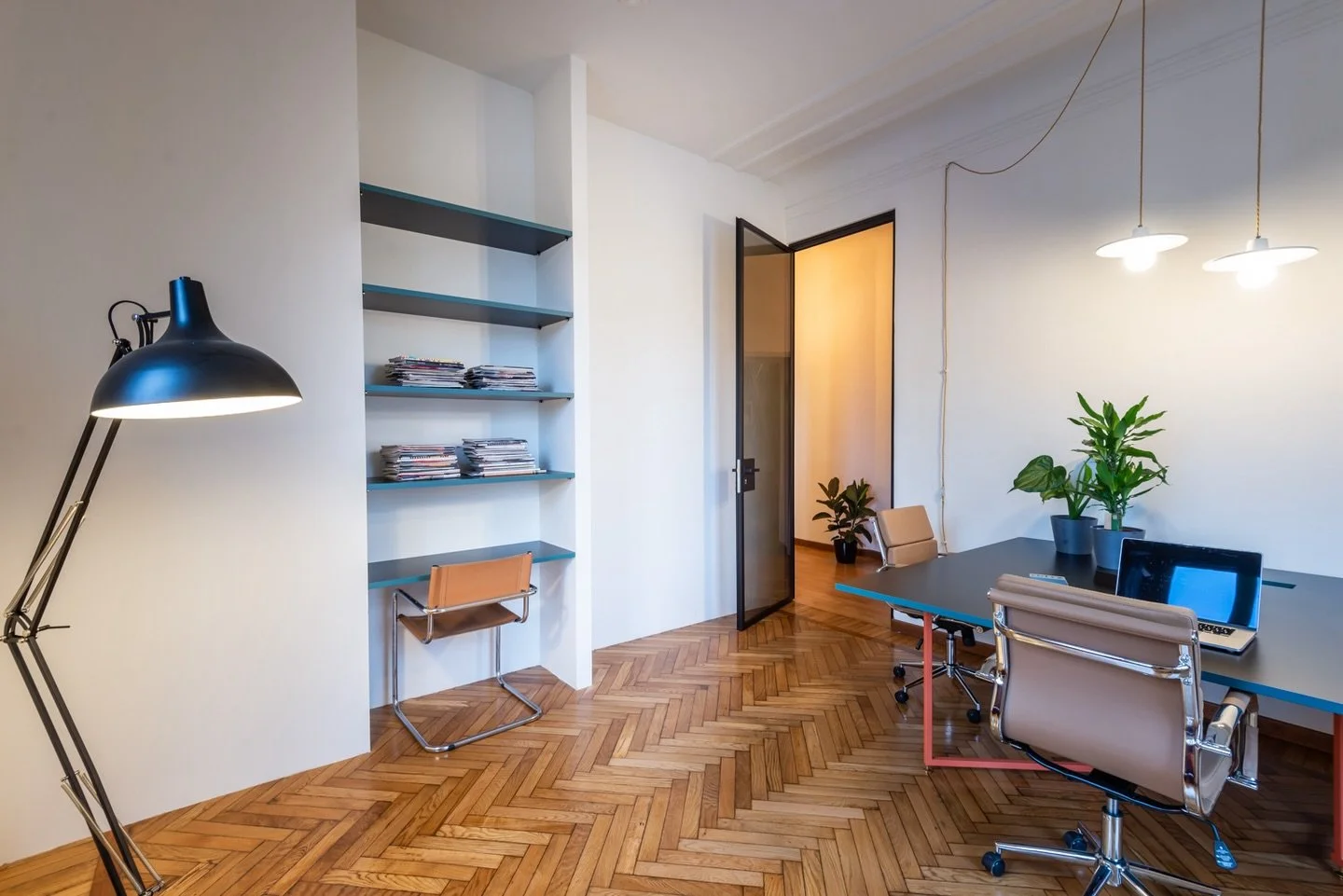 🐻 Esci dal letargo e vieni in QF ☀️

La primavera &egrave; arrivata, le giornate si allungano e la produttivit&agrave; aumenta :)

QF, &egrave; il coworking club vicino a casa. Uno spazio bello e accogliente.

Uffici privati da 2 a 5 persone e posta