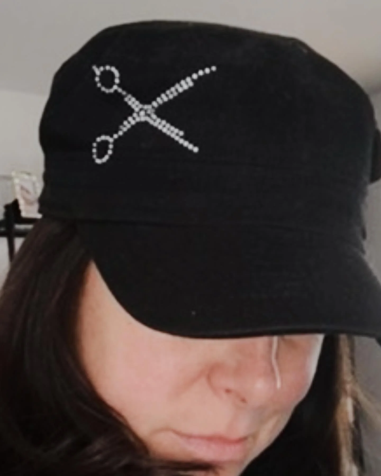 Funnn Hairstylist Scissor Hat❣️