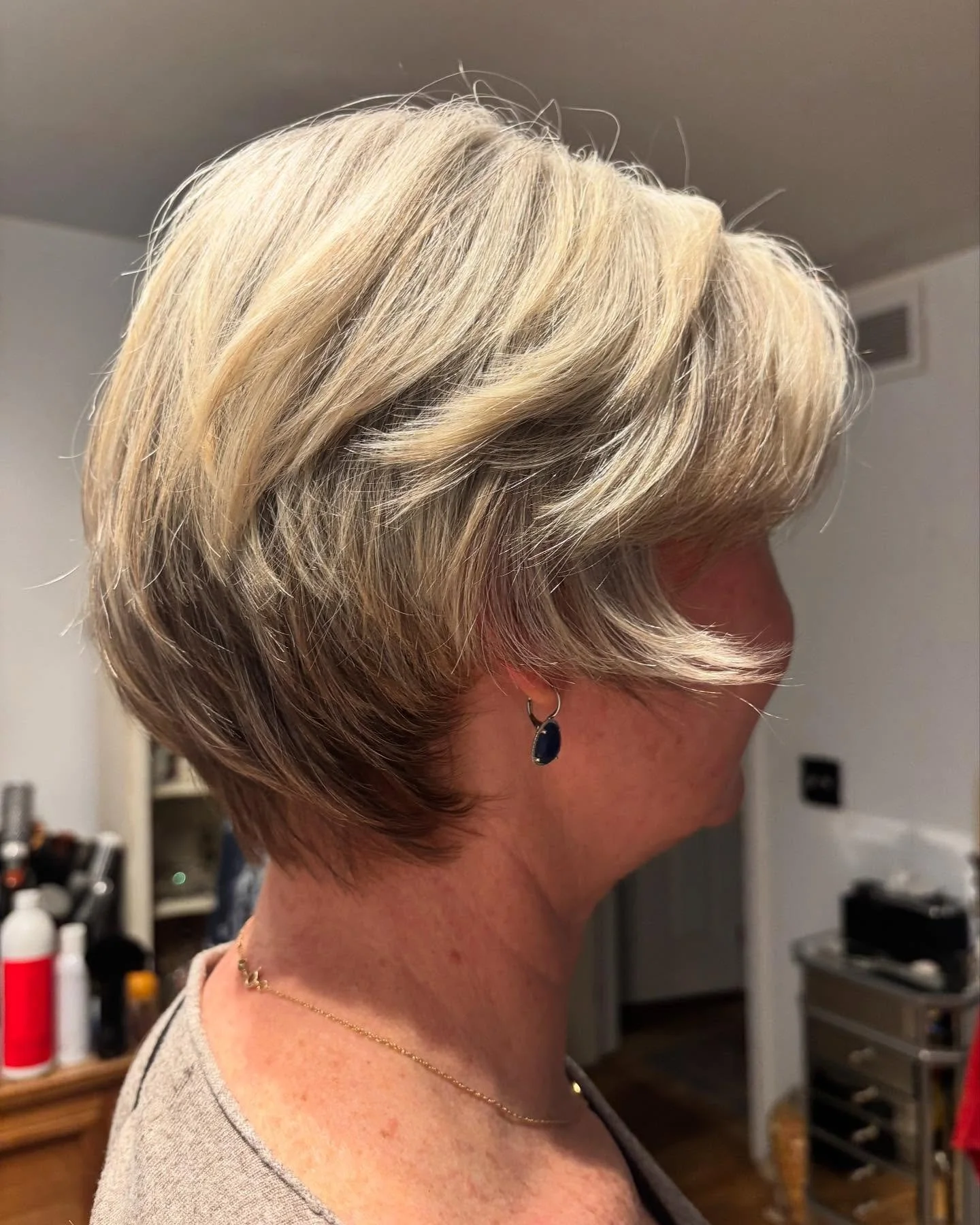 Fabbb..
Spring Pixie Hsircut‼️
EH Ny