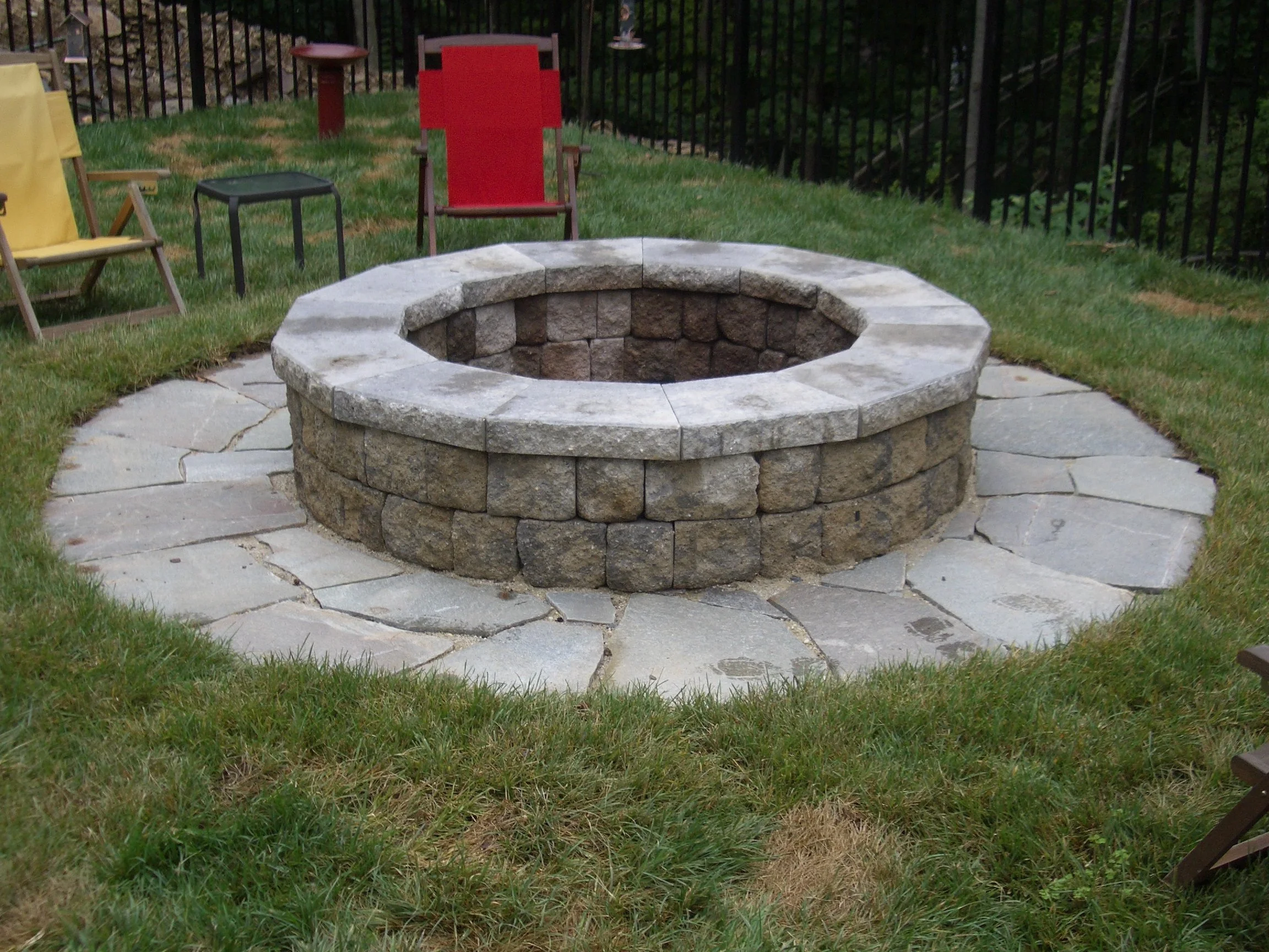 paver fireplace.JPG