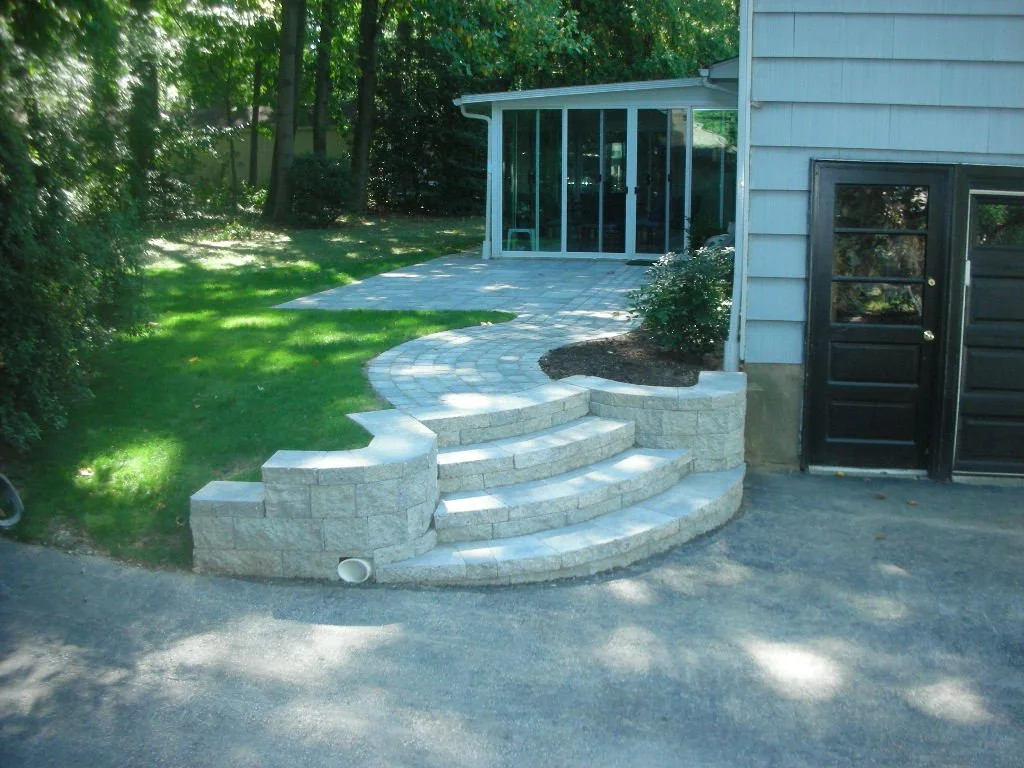 paver steps.JPG