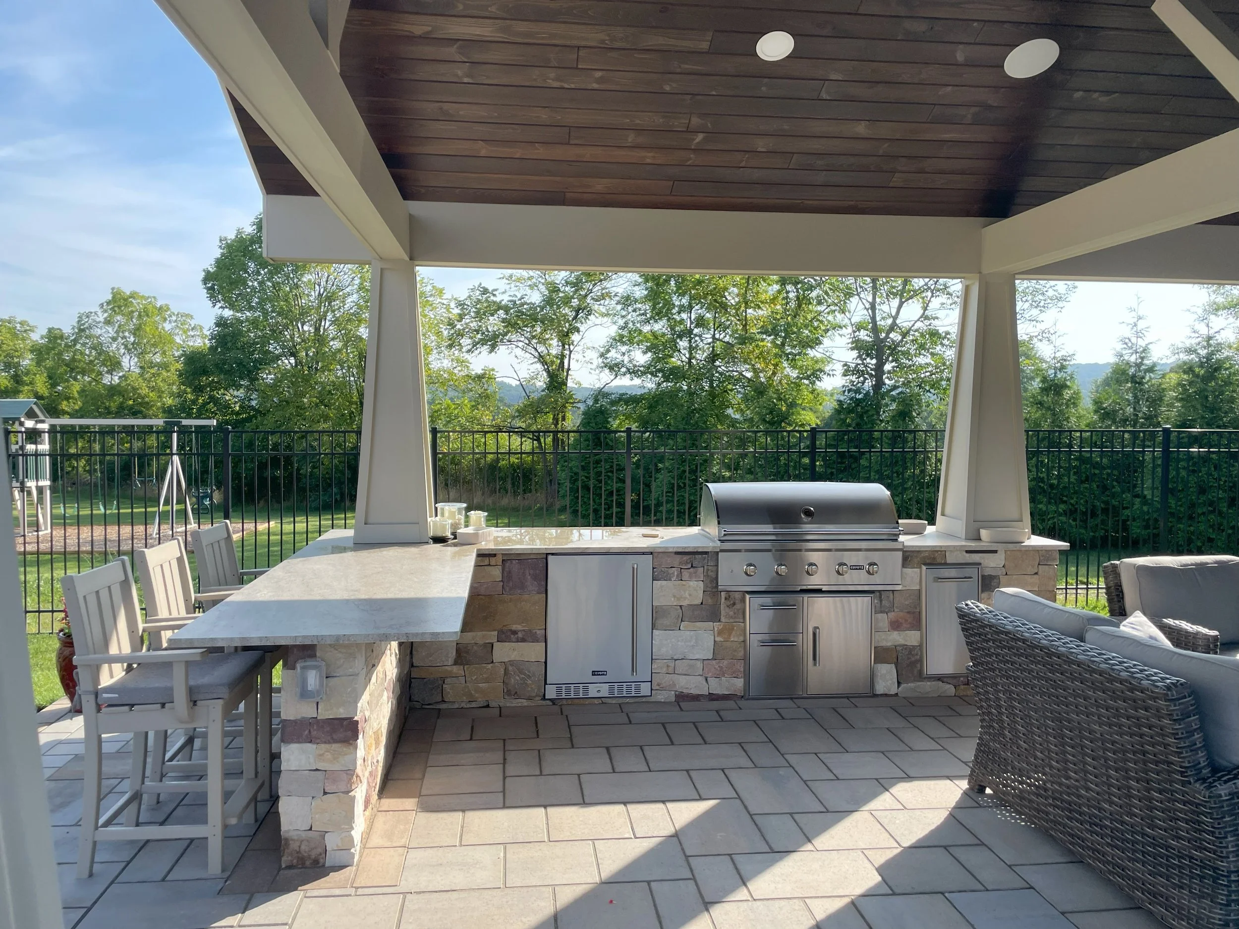 seelbrothers-bars&grills