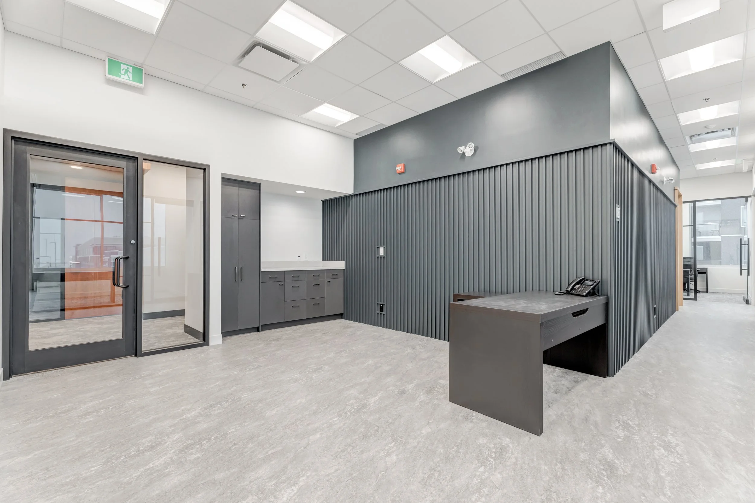 How to Choose the Right Tenant Improvement Contractor in Calgary: 7 Things to Consider Before Starting Your Project