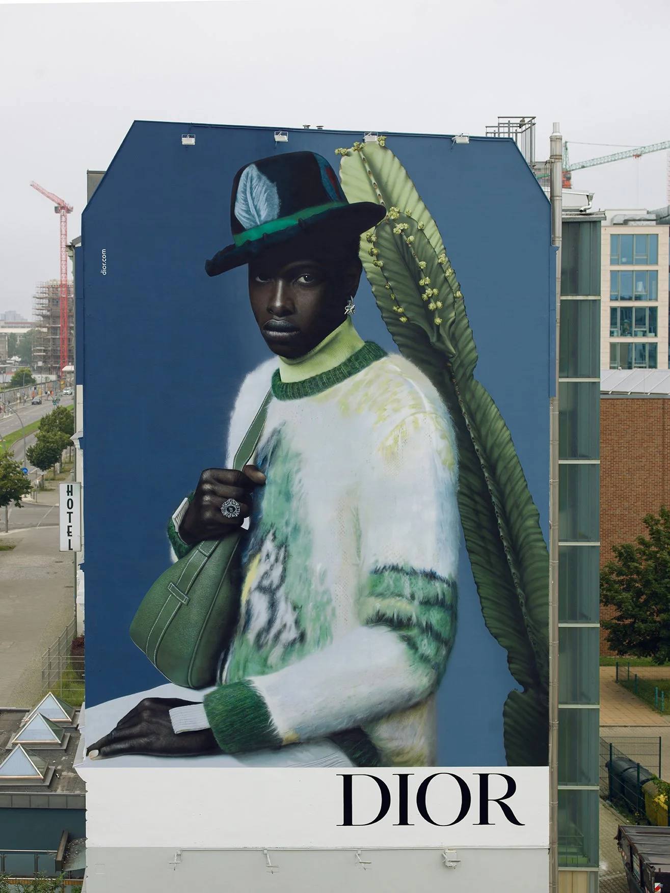 DIOR_FINAL_SHOT 2.jpg