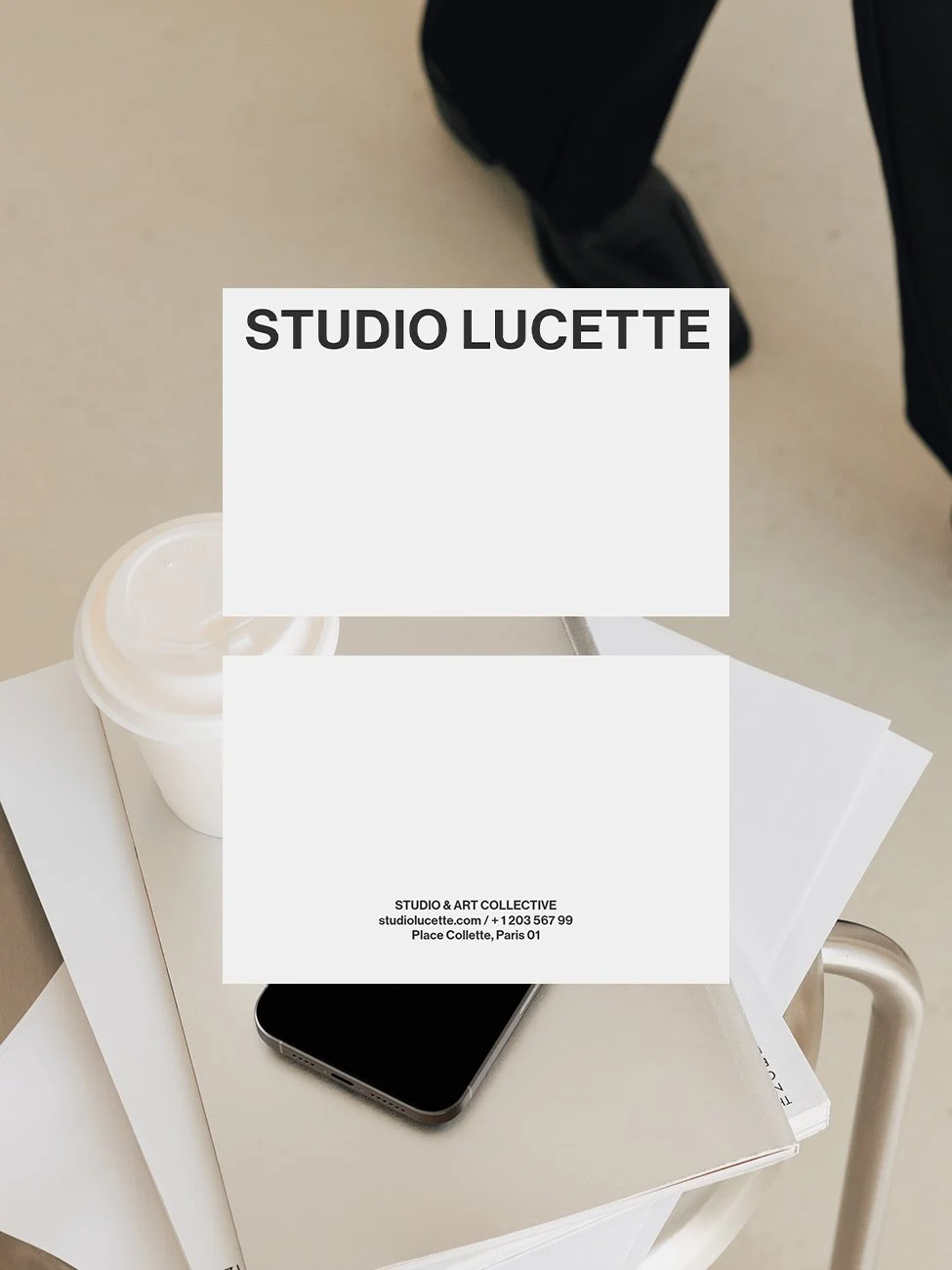 Lucette, a modern minimalist business card template.
