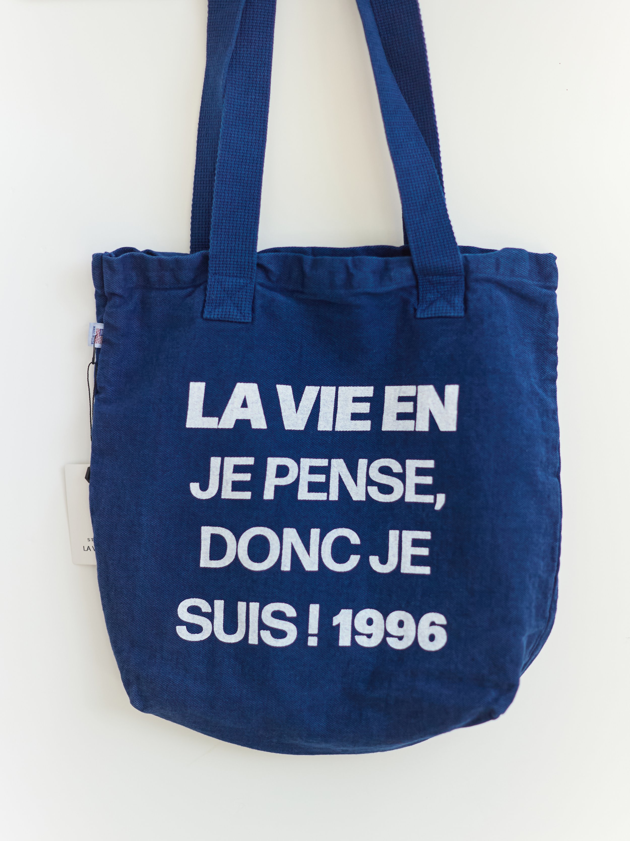 Je Pense Library Tote