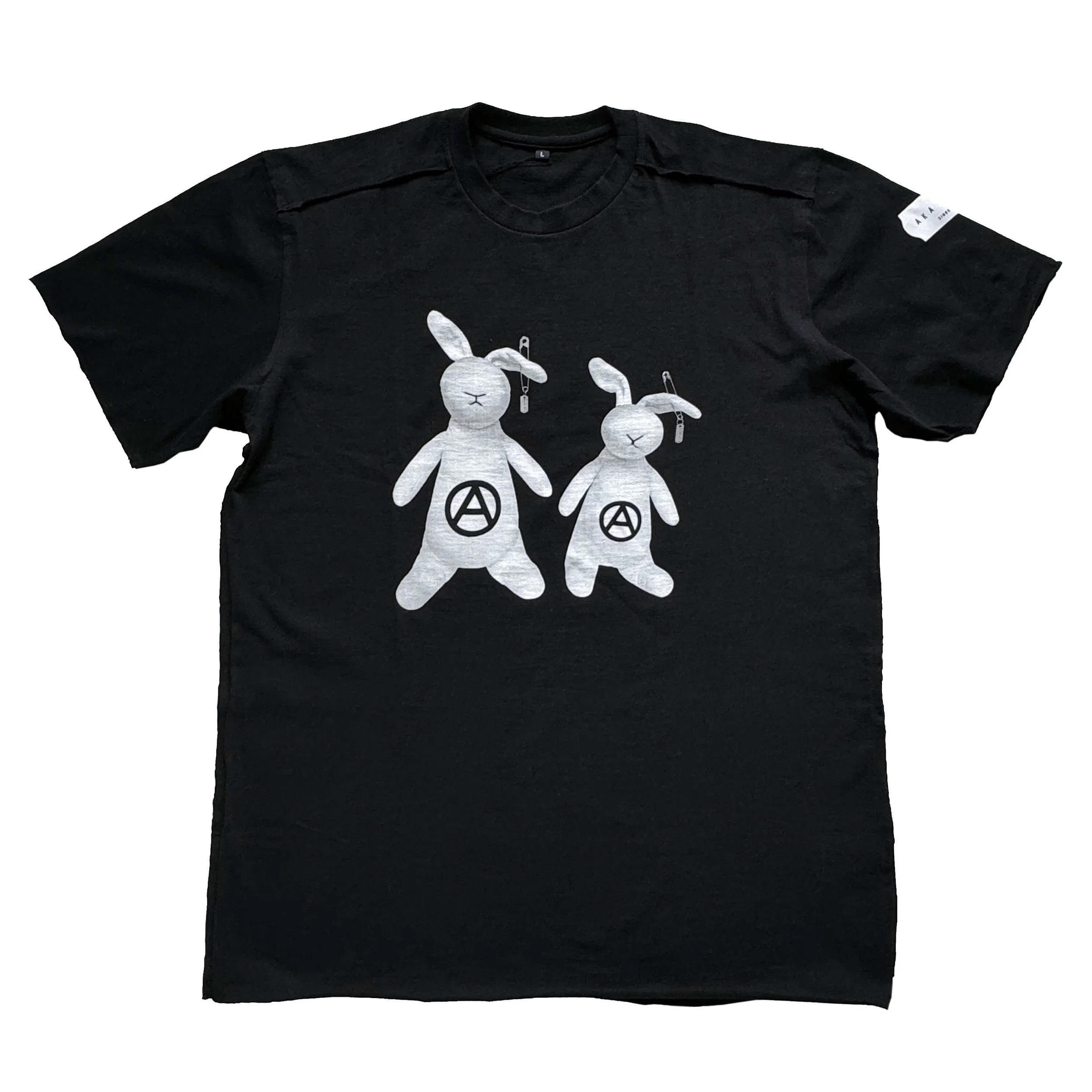 t-shirt_black_rabbits01a.jpg